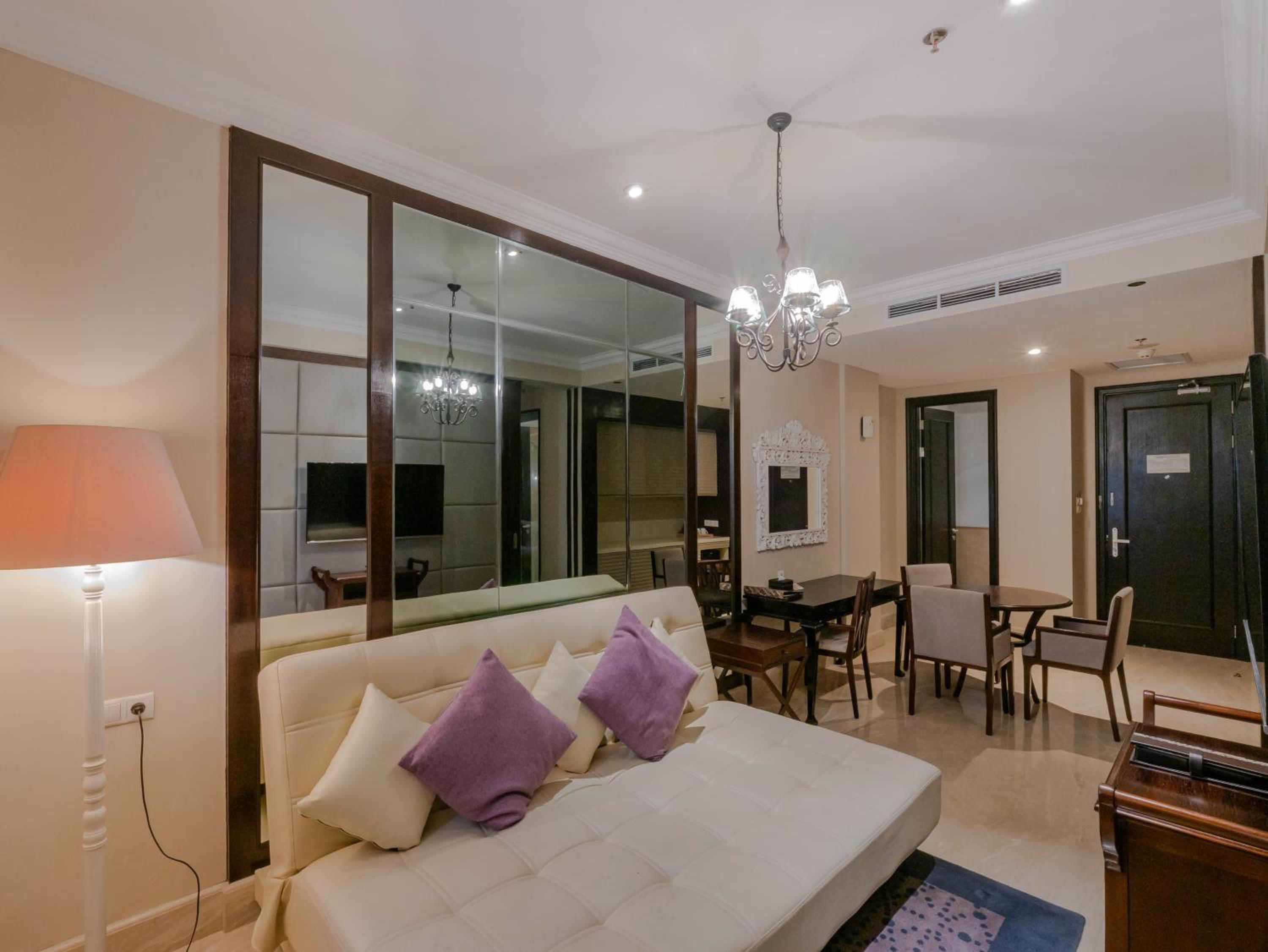 Jambuluwuk Suite photo 3