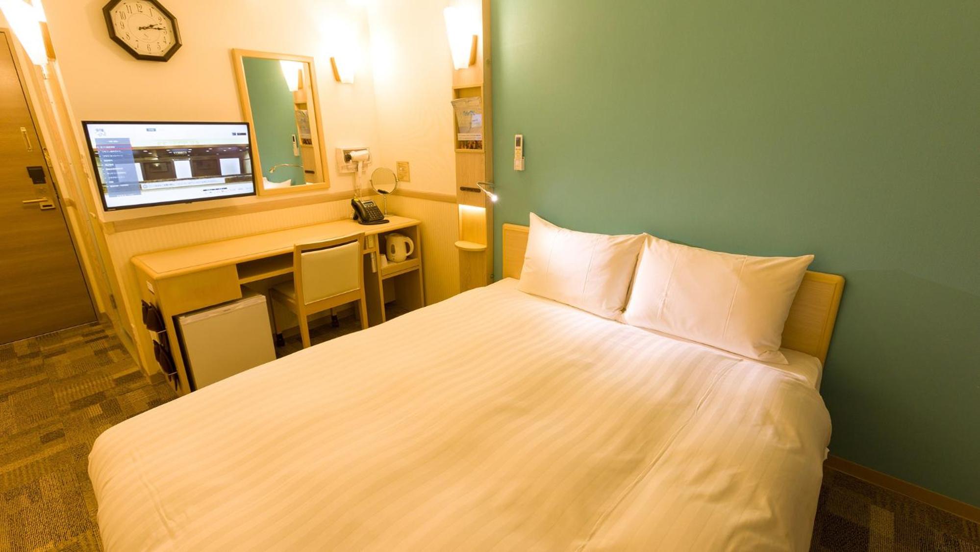 Queen Room - Non-Smoking  - Photo 15