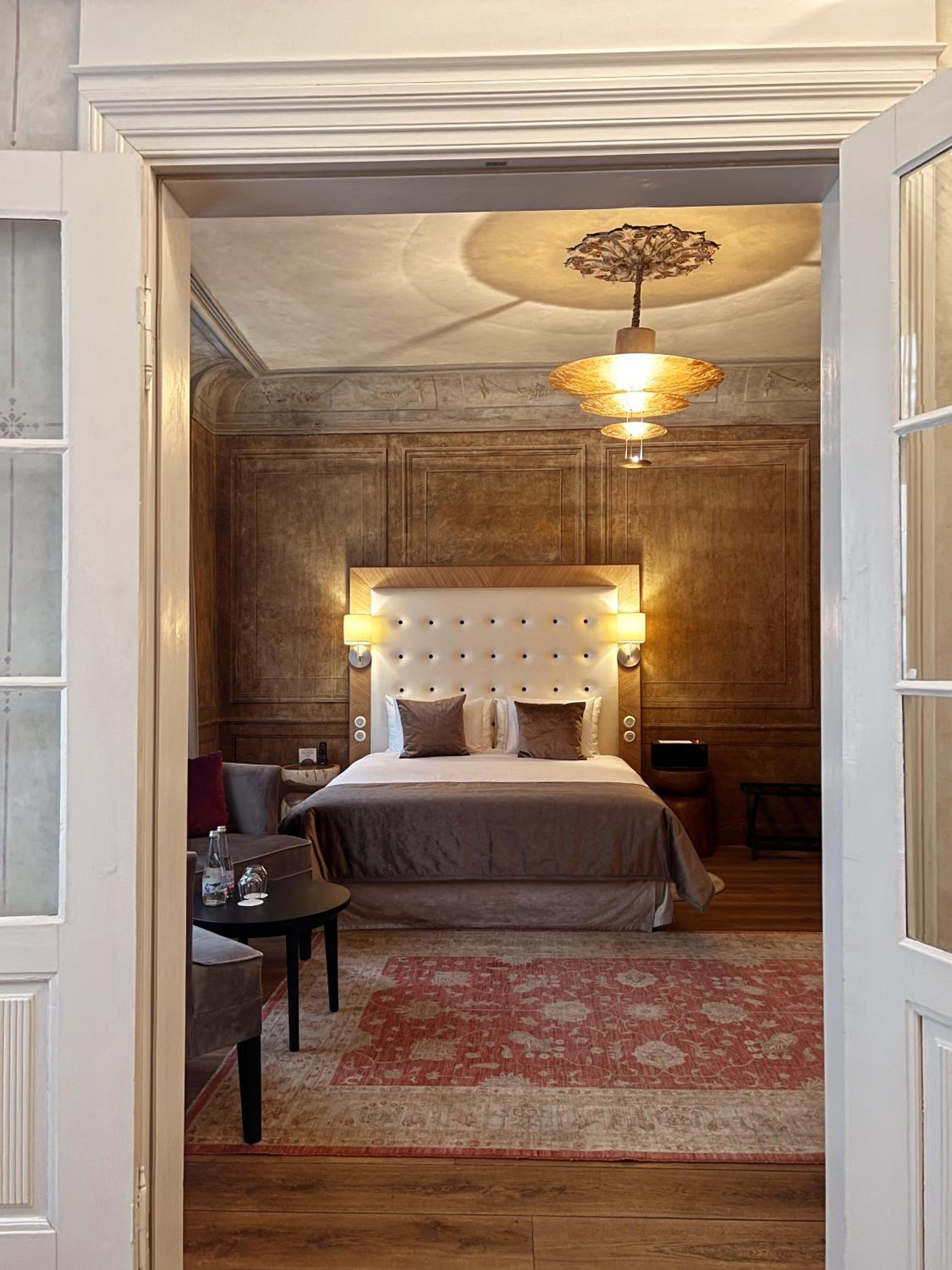 Deluxe Suite - Photo 5