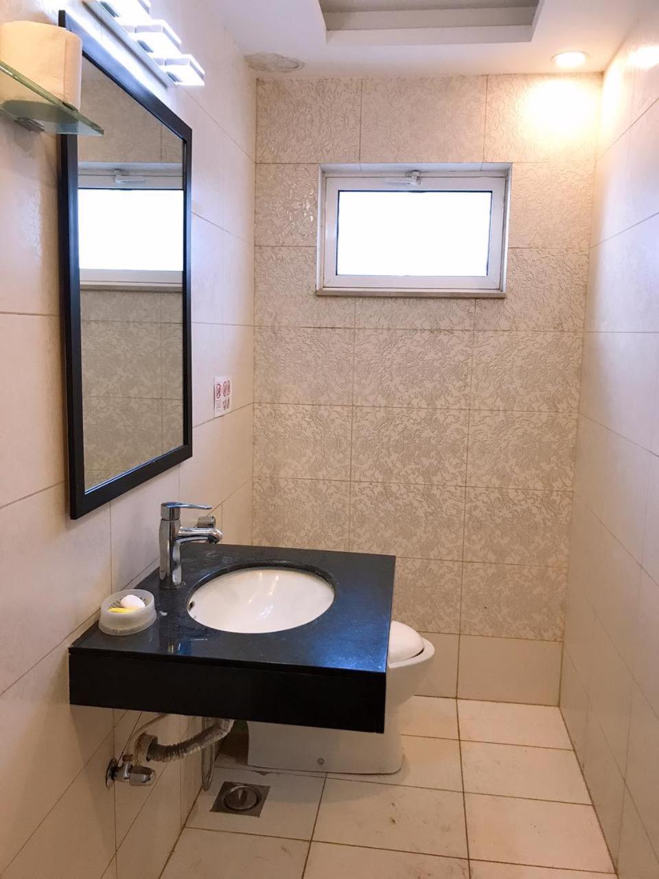 Deluxe Twin Room photo 3