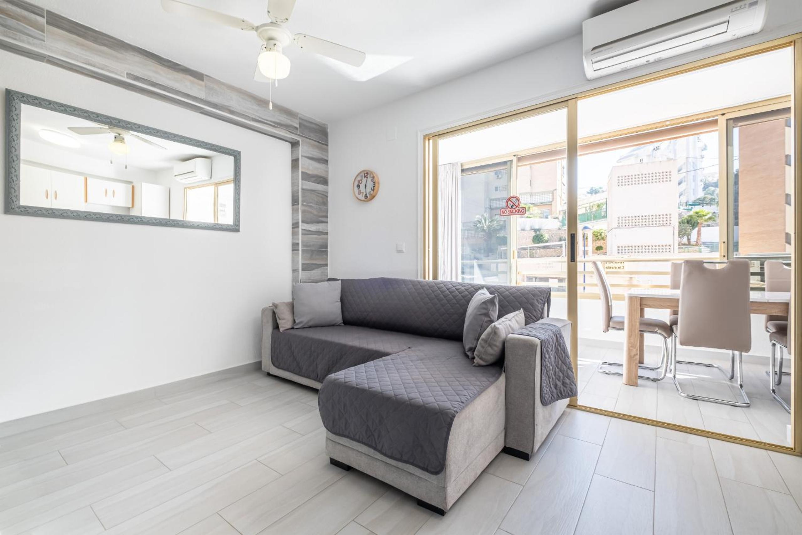 Apartment photo 2