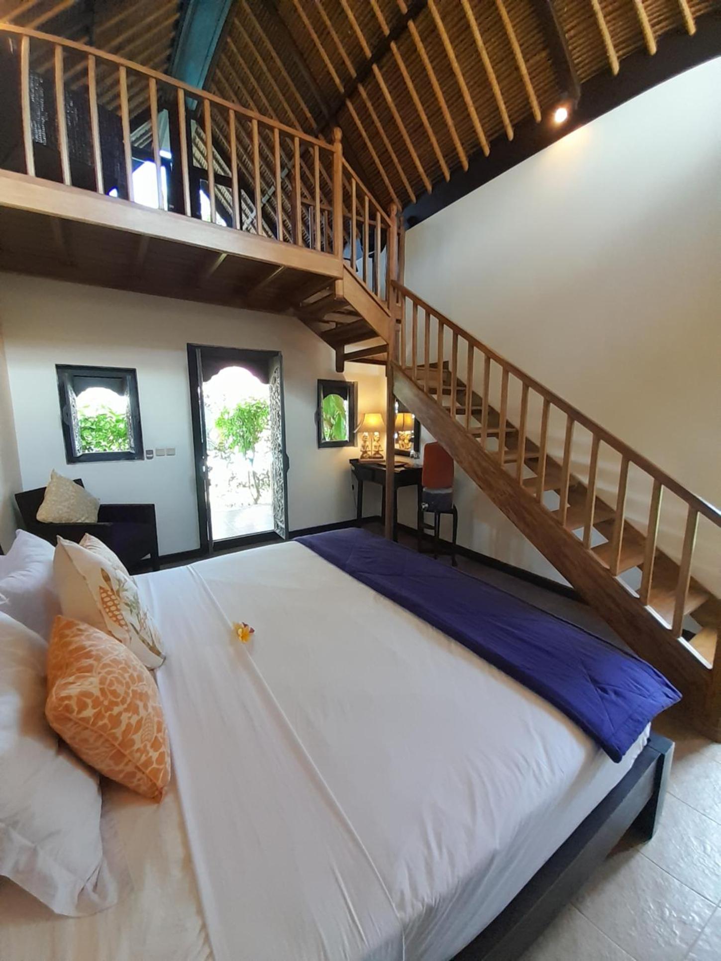 Cottage - Photo 1