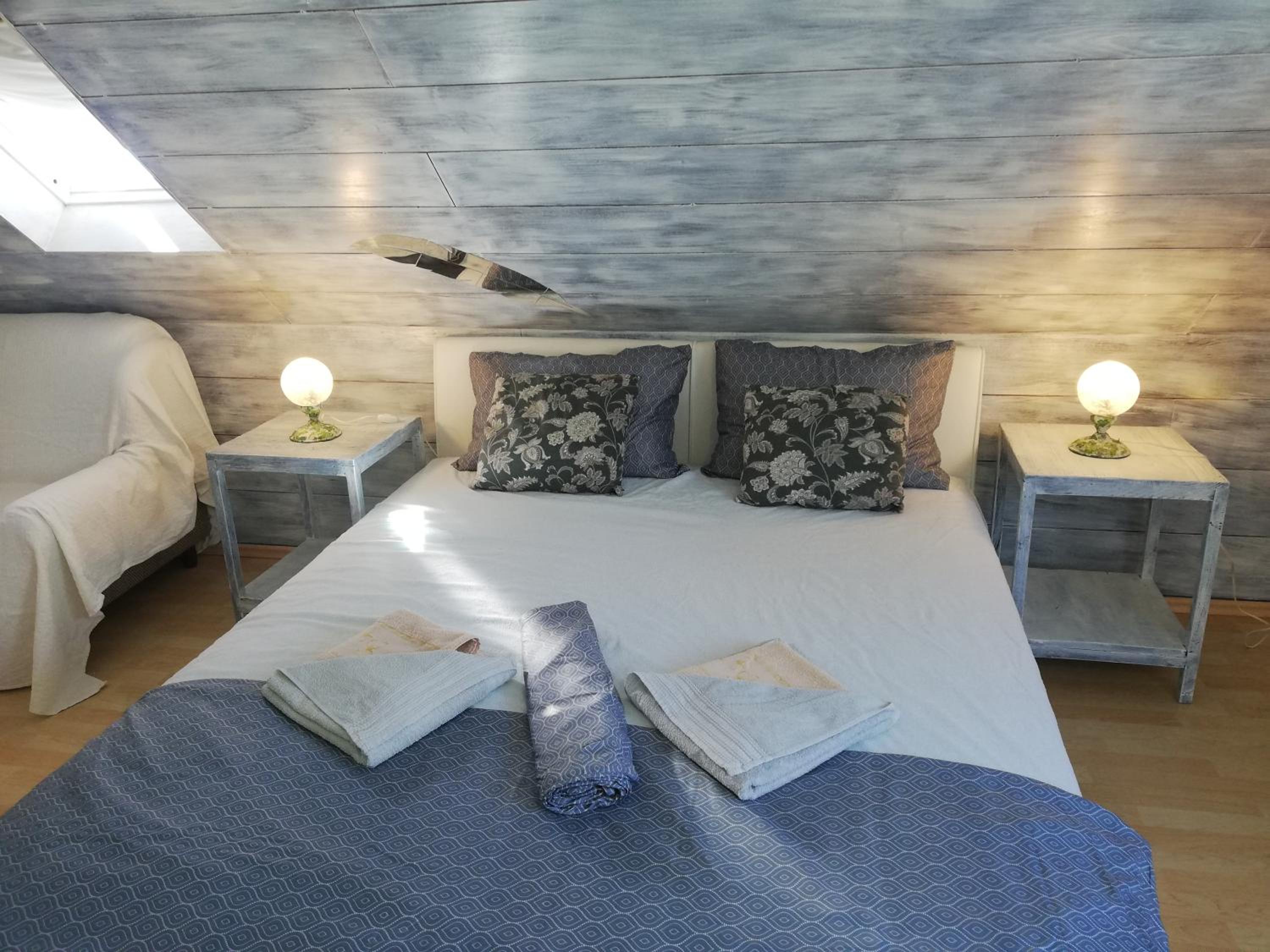 Three-Bedroom Apartment with Terrace and Sea View