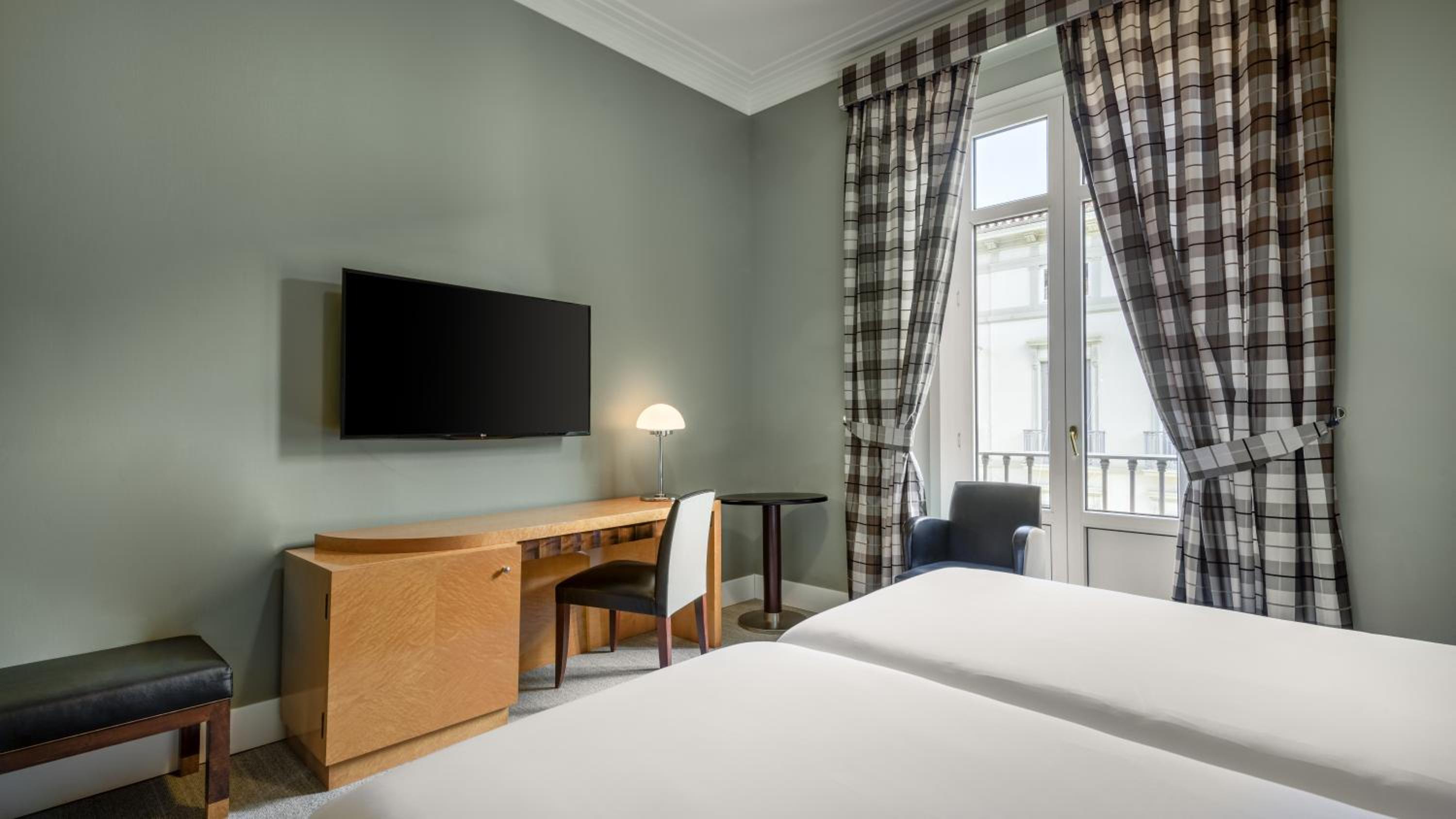 Double or Twin Room - Photo 2