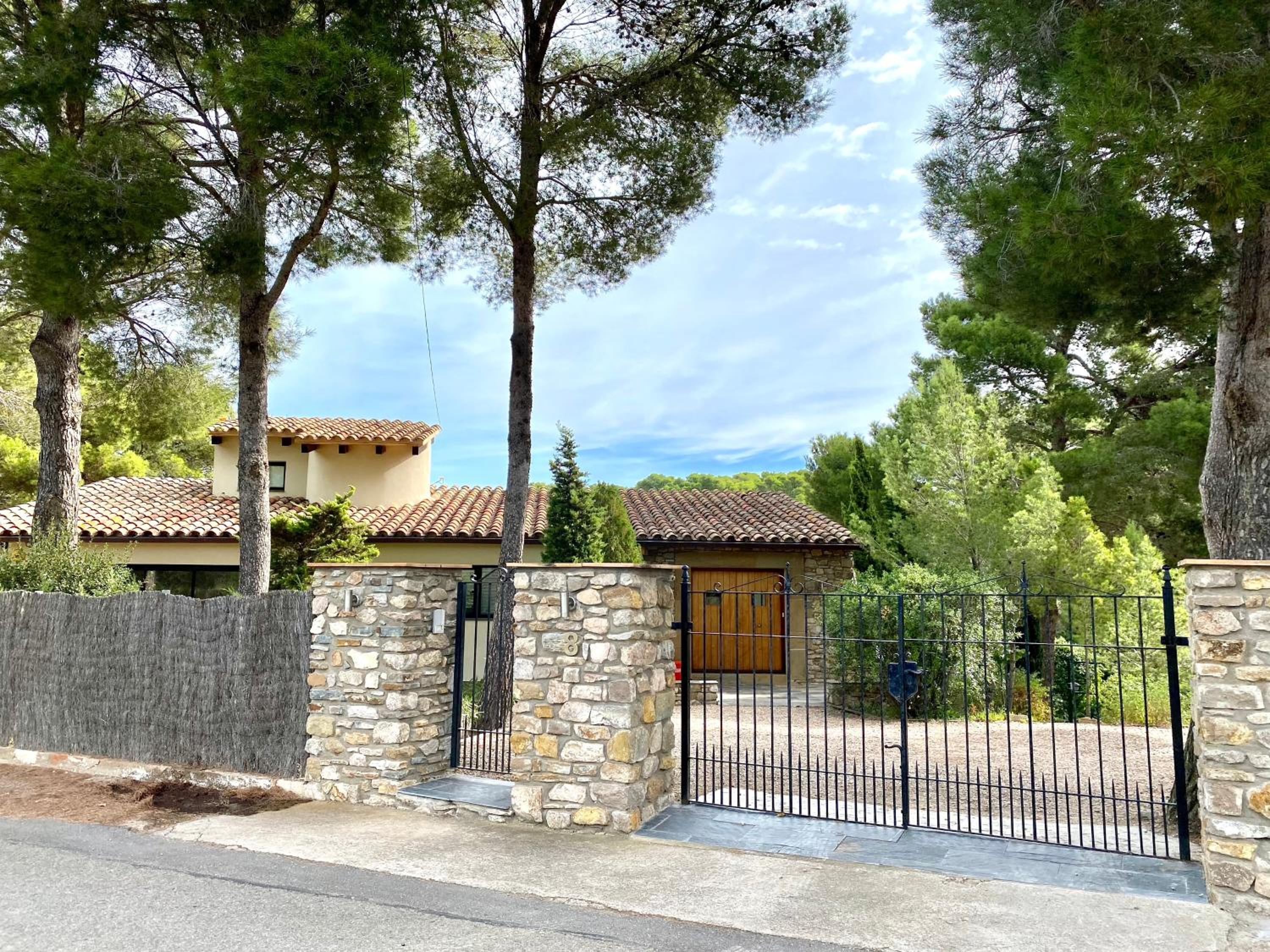 Villa with Private Pool photo 2