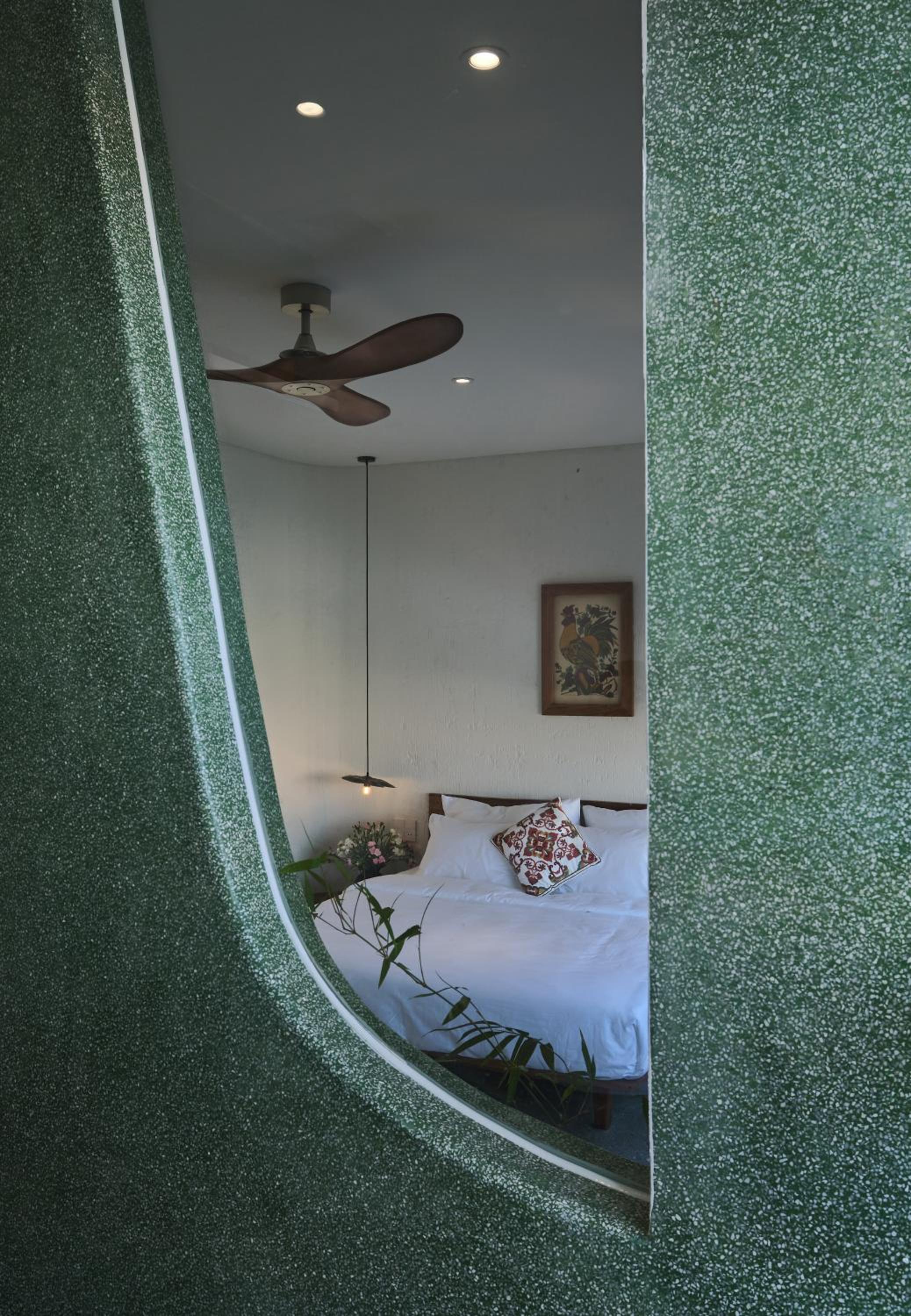 Deluxe King Room photo 2