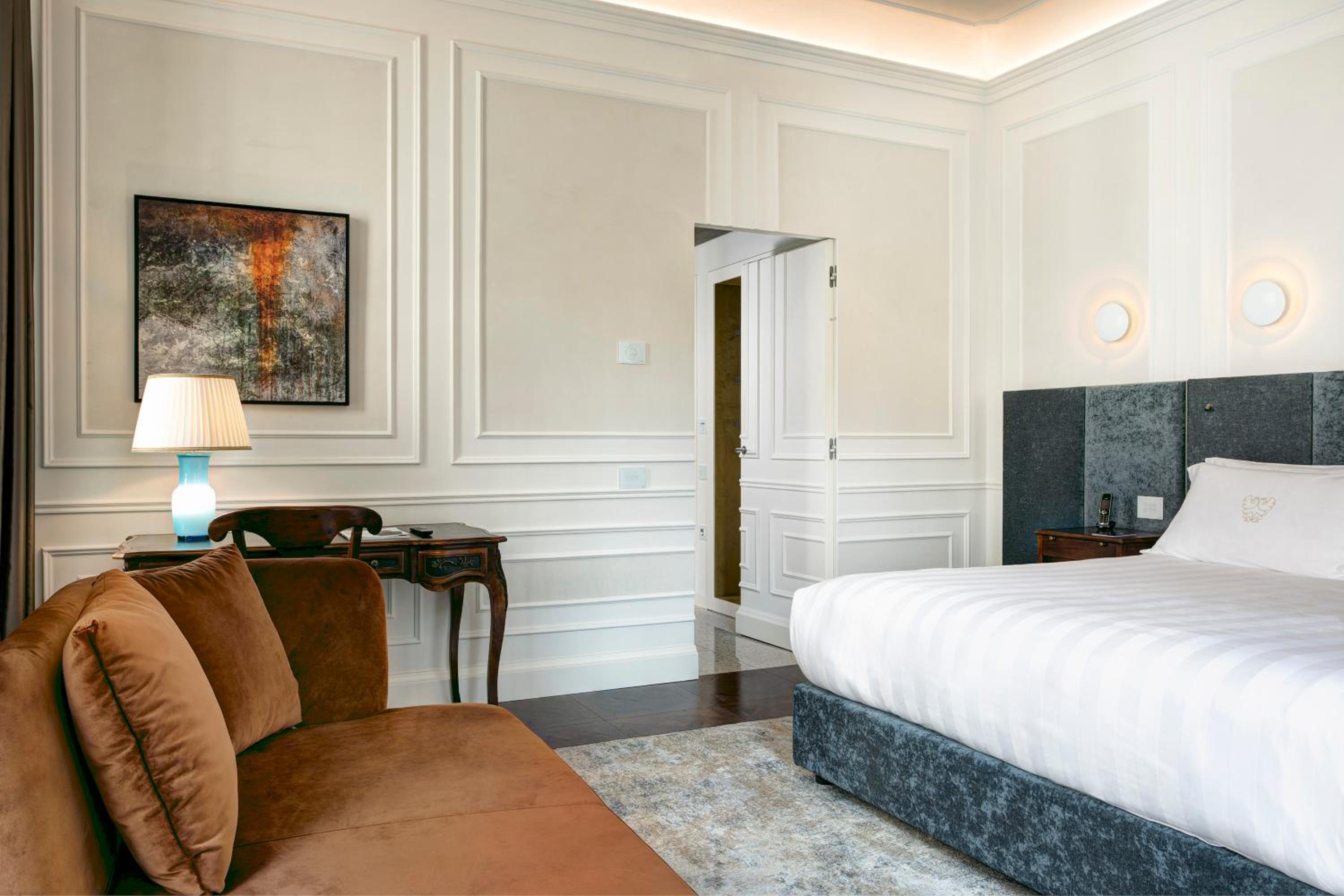Junior Suite - Photo 1