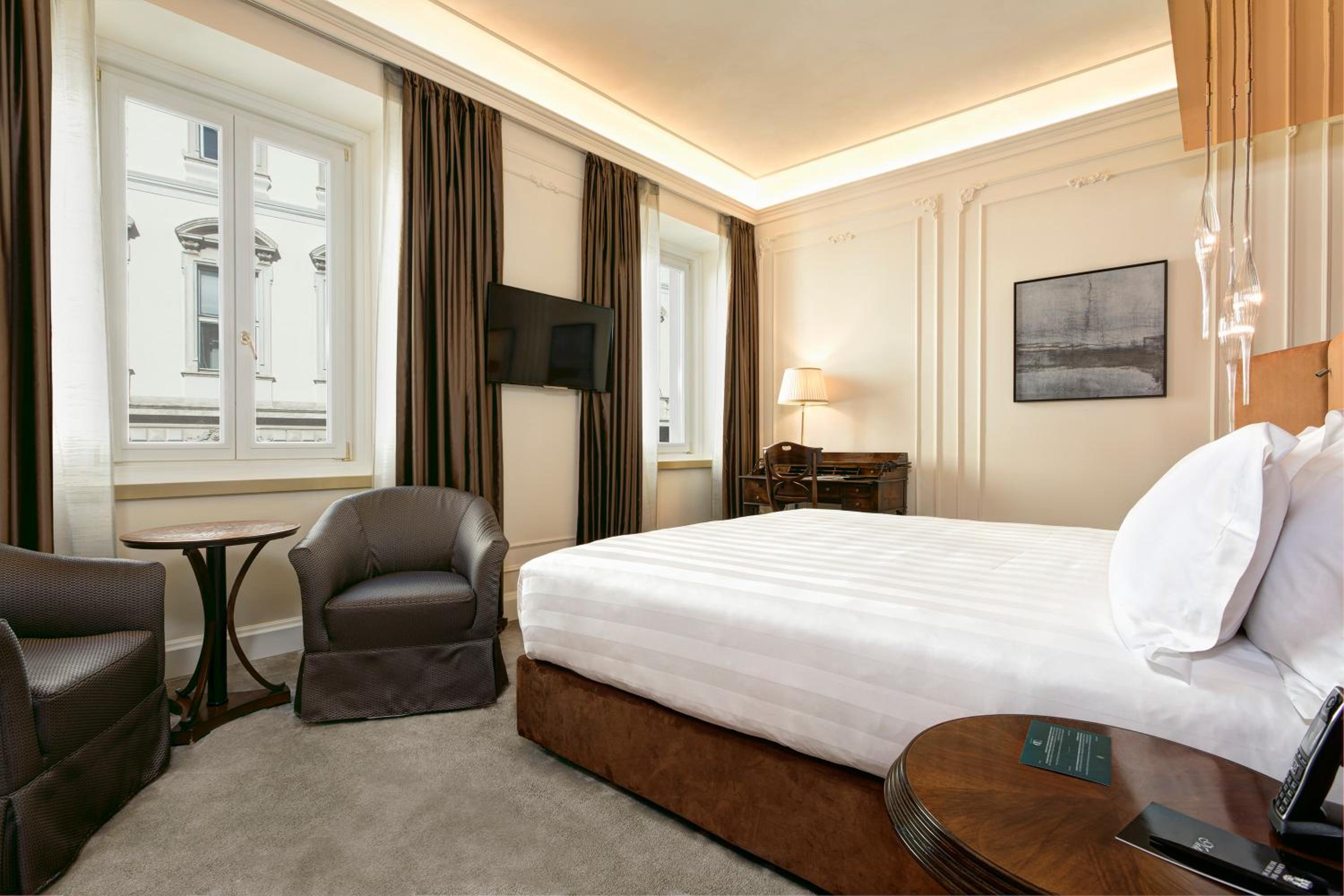 Deluxe Double or Twin Room - Photo 2