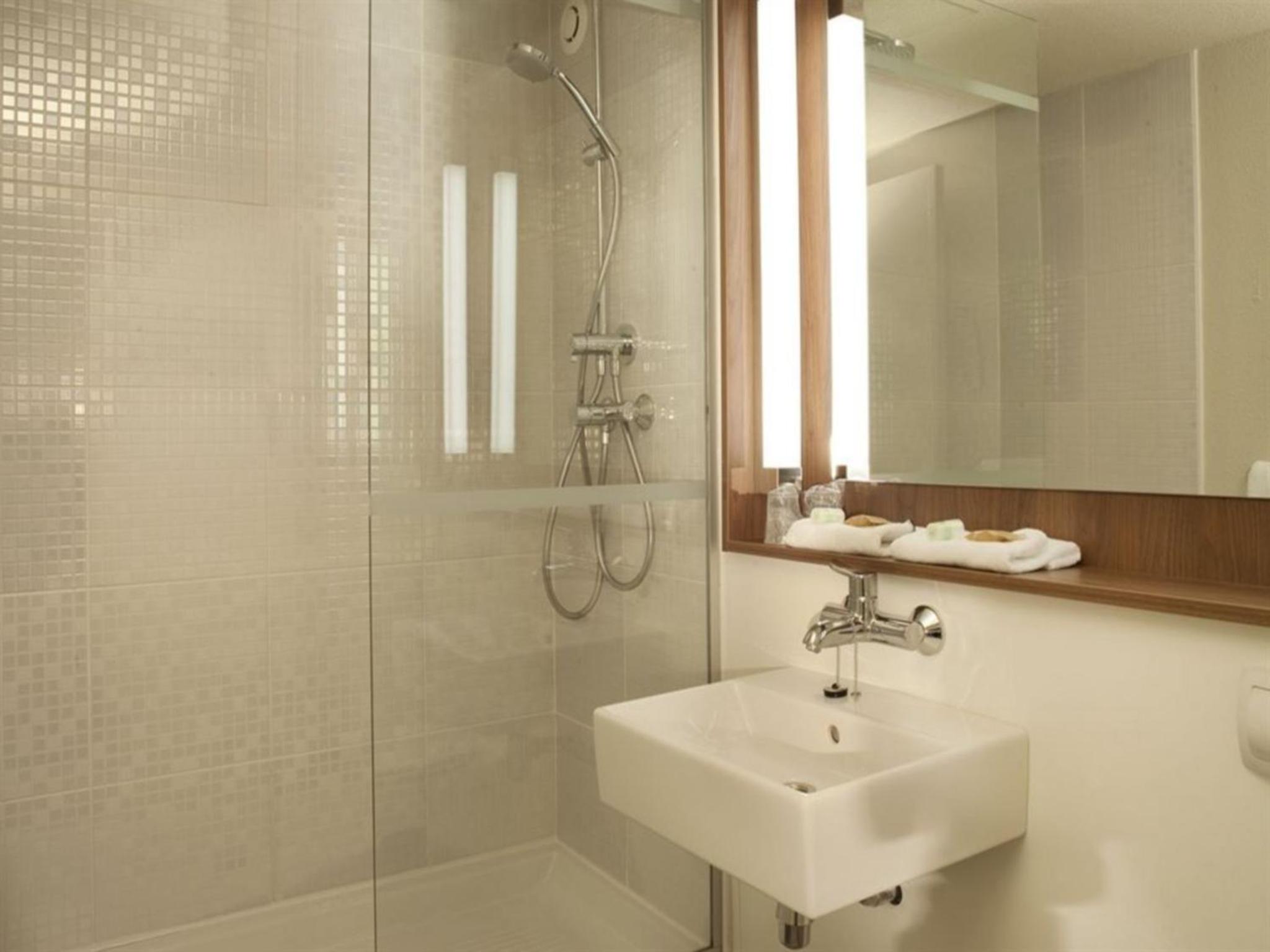 Double Room - Photo 6