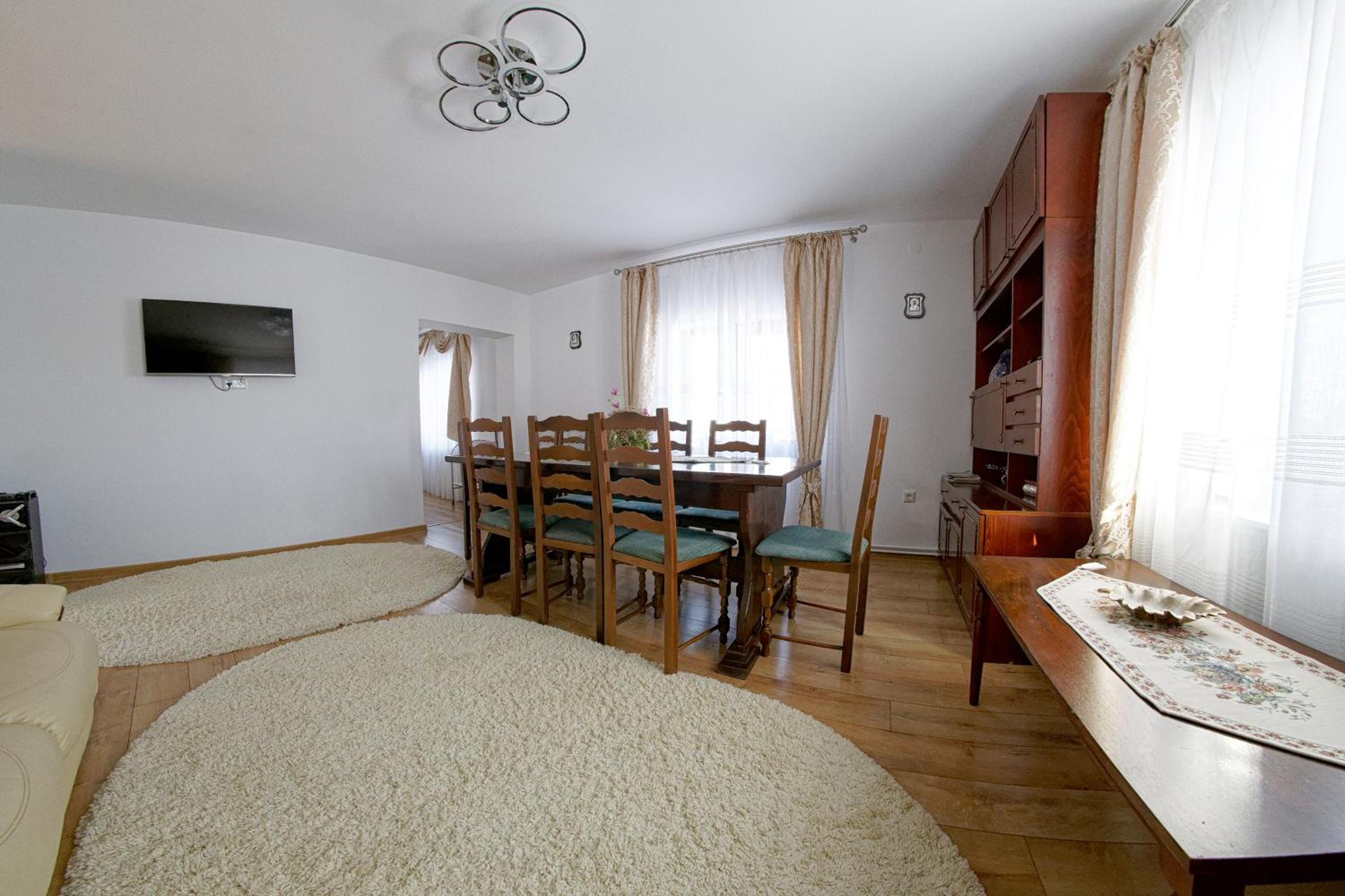 Villa with Garden View - Photo 10