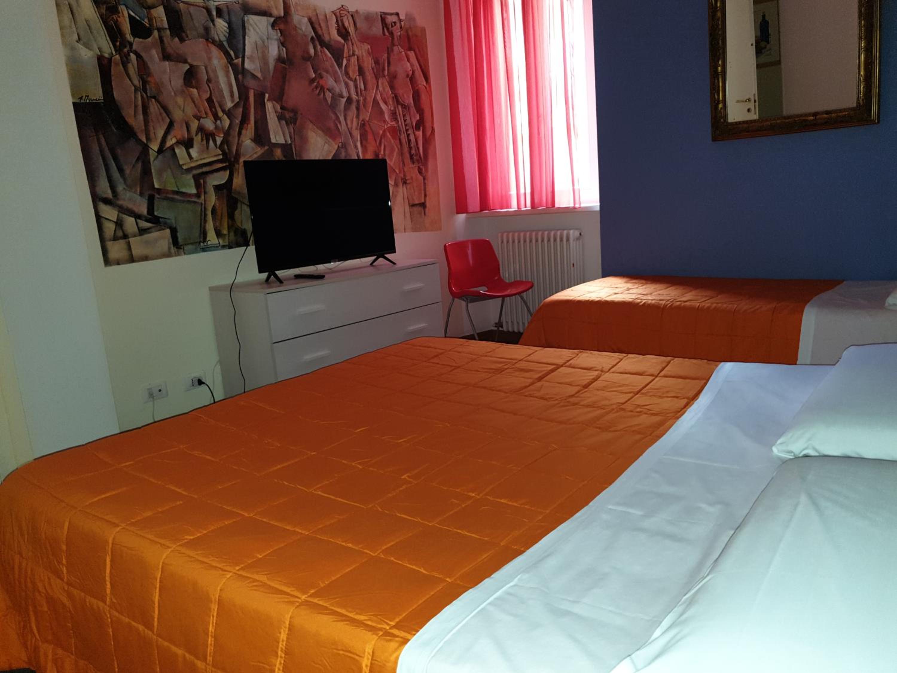 Deluxe Room (2 Adults + 1 Child) photo 1