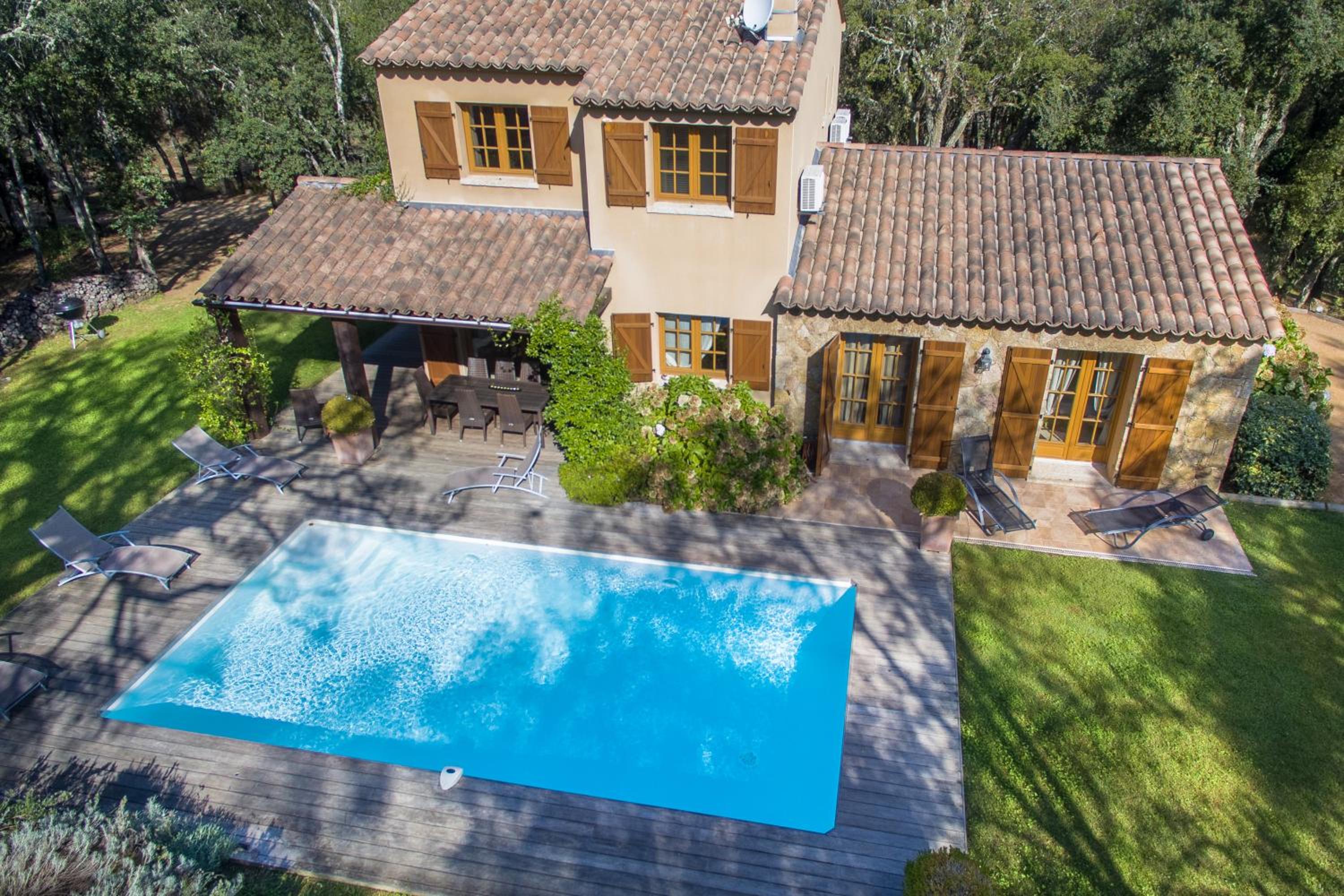 Villa with Private Pool photo 2