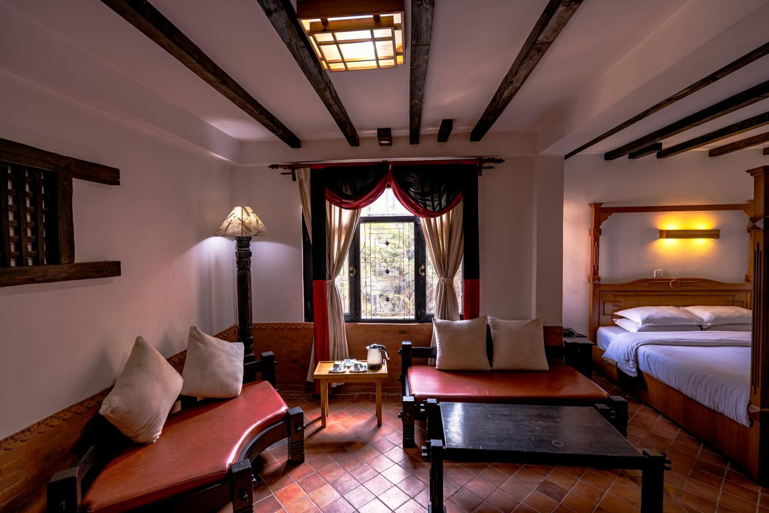Deluxe Family Room - Photo 15