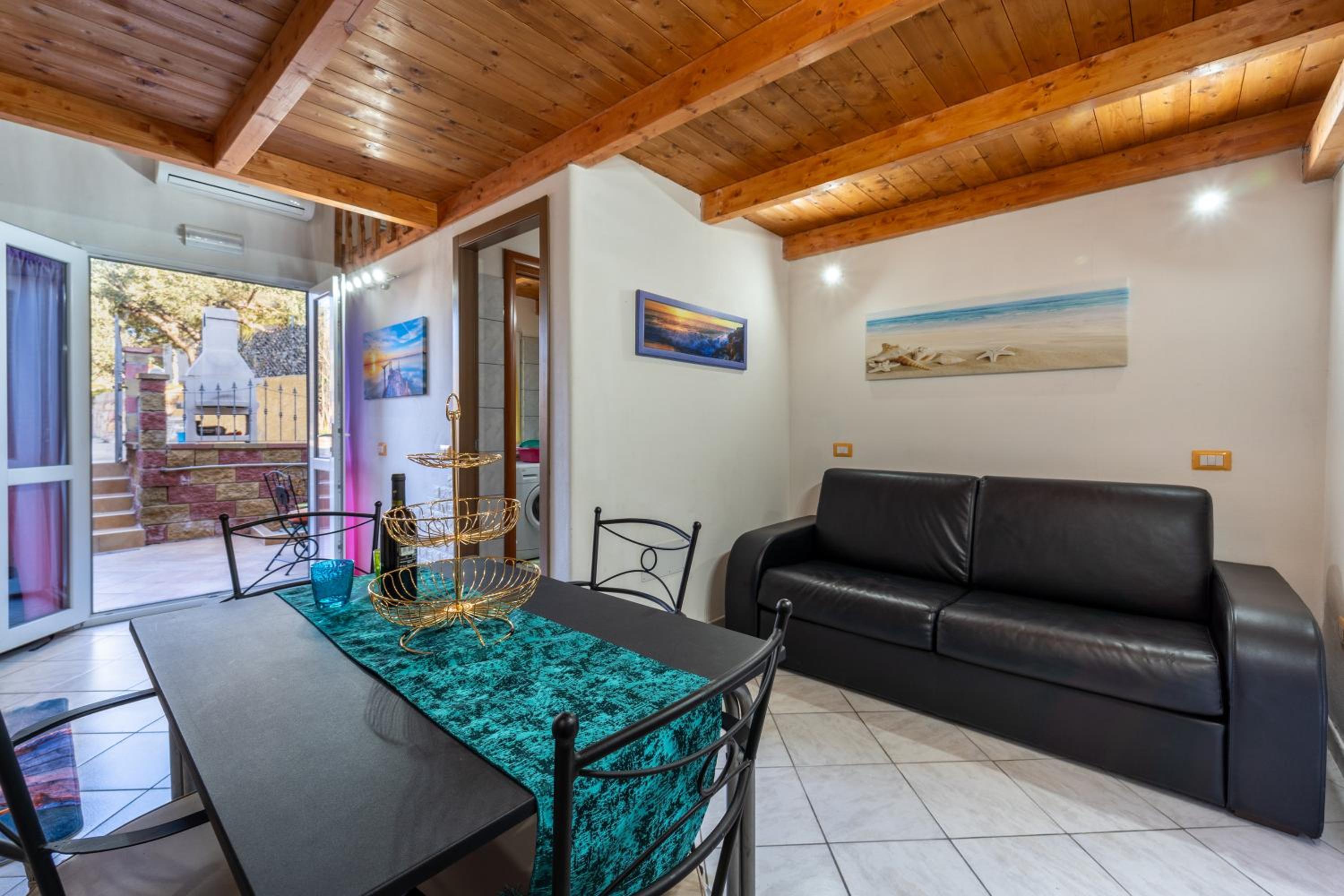 One-Bedroom House - Photo 1
