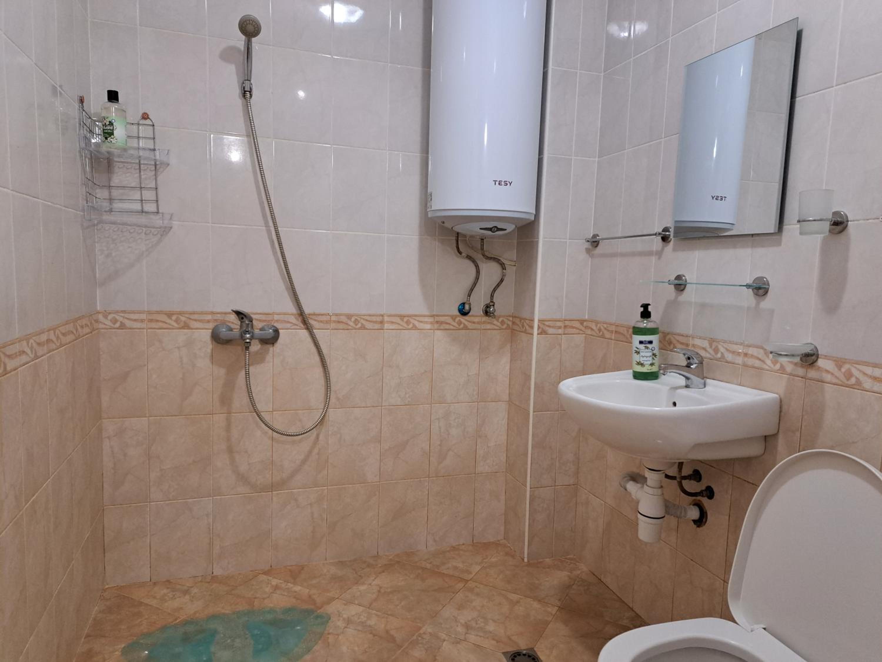 One-Bedroom Apartment - Photo 13