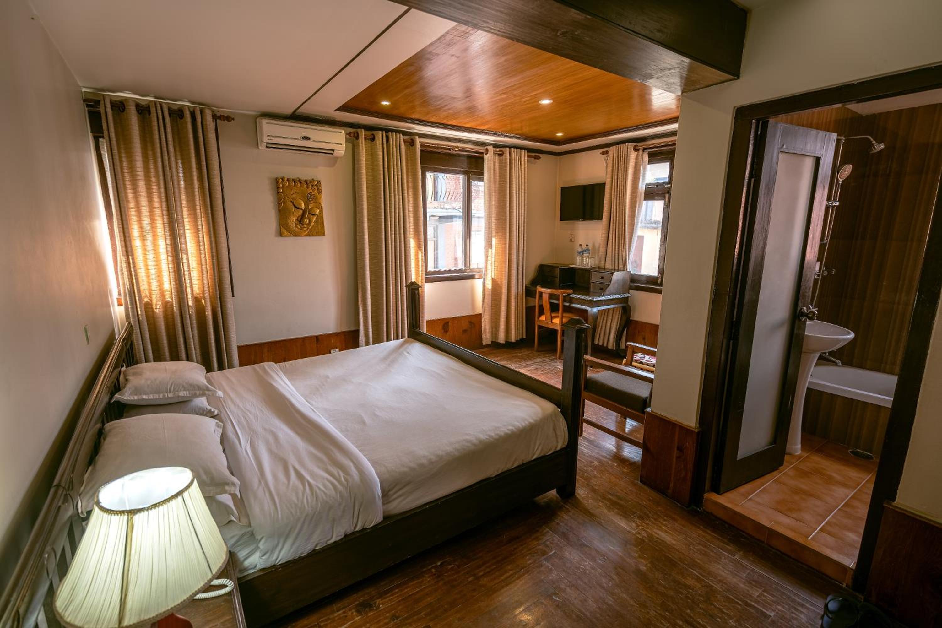 Deluxe Double or Twin Room - Photo 1