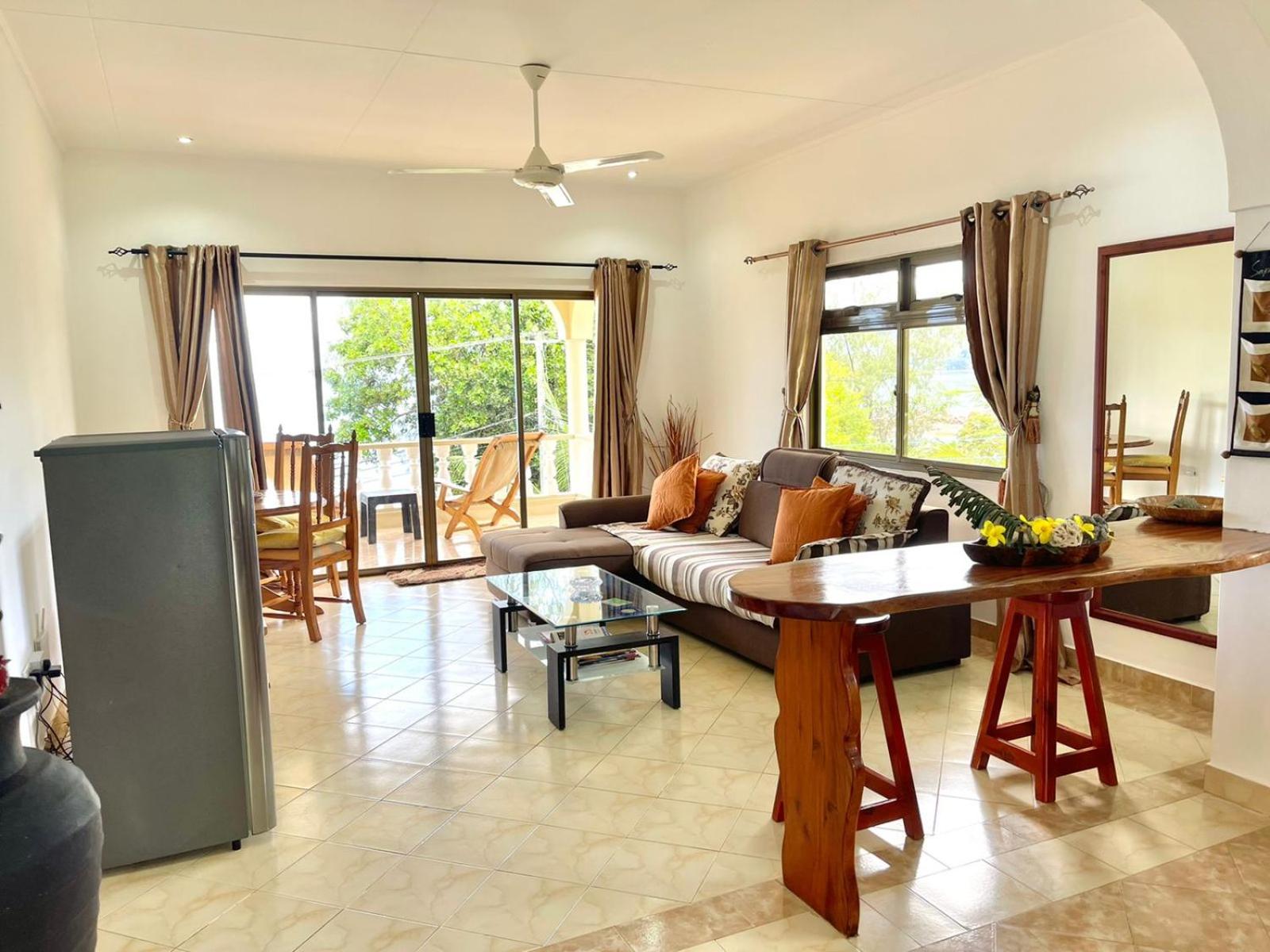 Apartment with Sea View photo 2