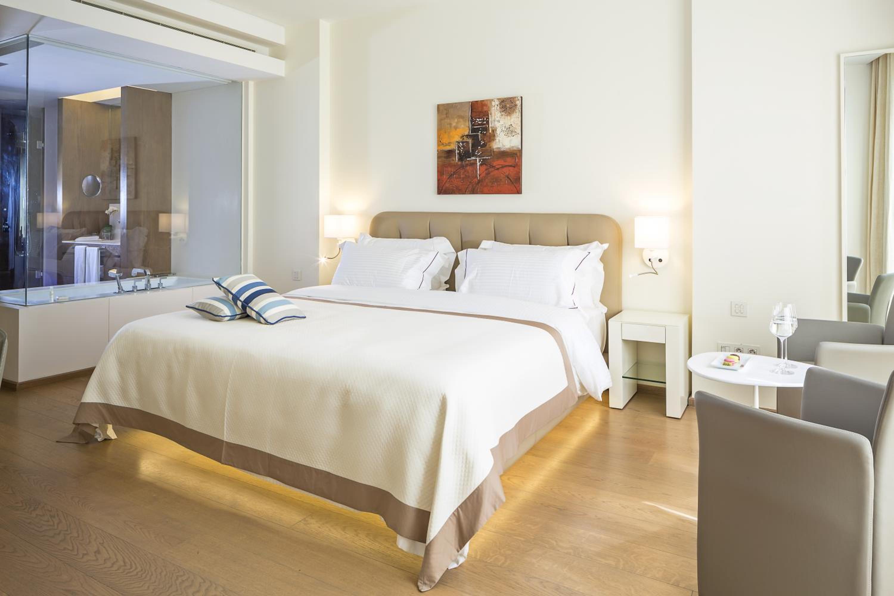 Executive  Room With Balcony photo 1