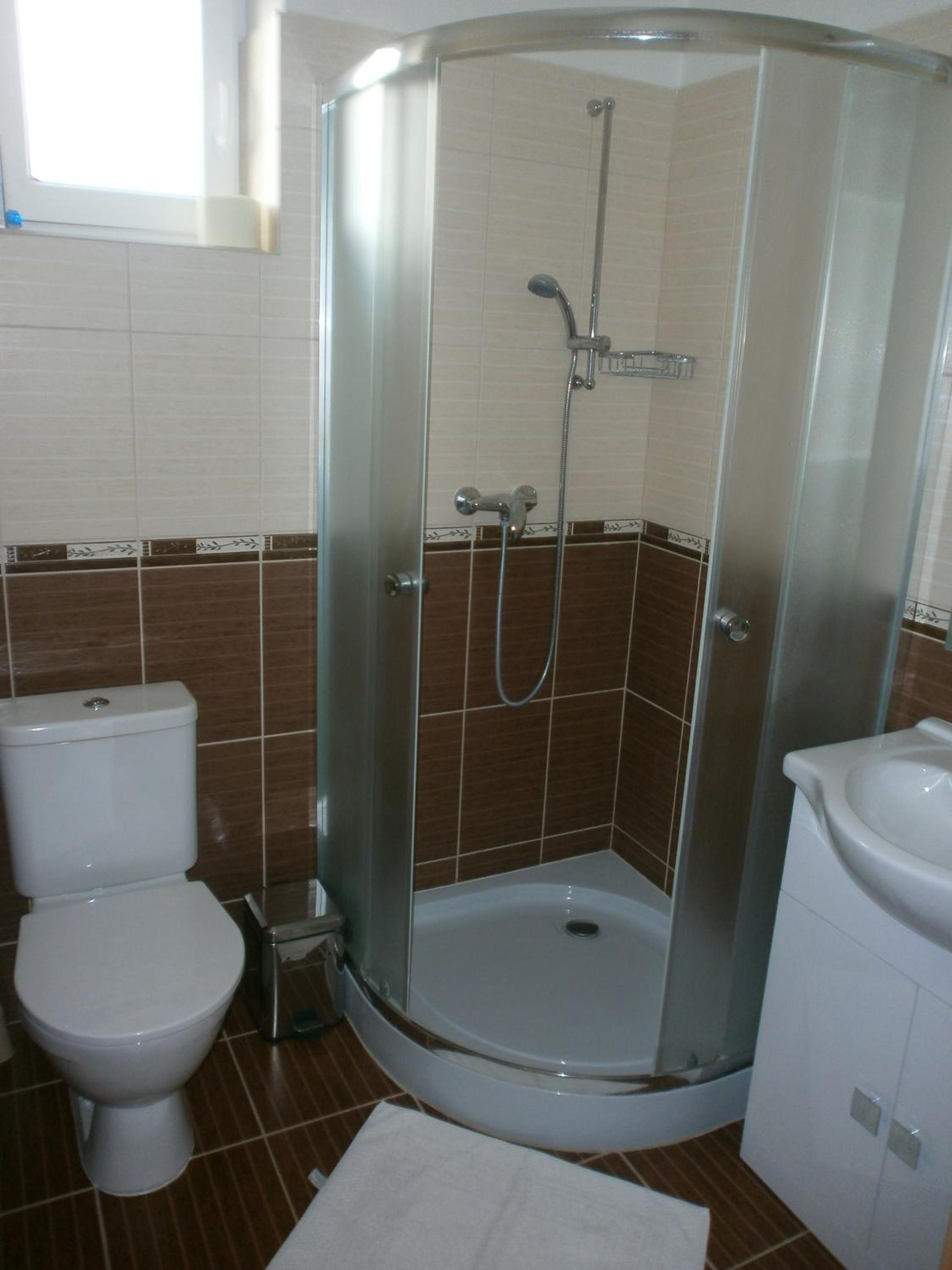 Standard Double Room - Photo 4