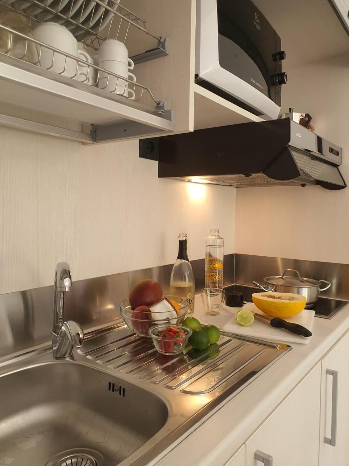 Studio Apartment - Photo 7