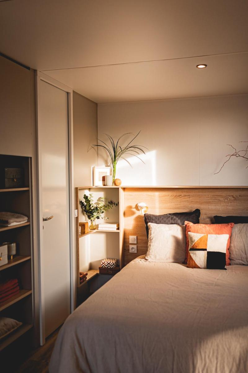 Mobile Home photo 1