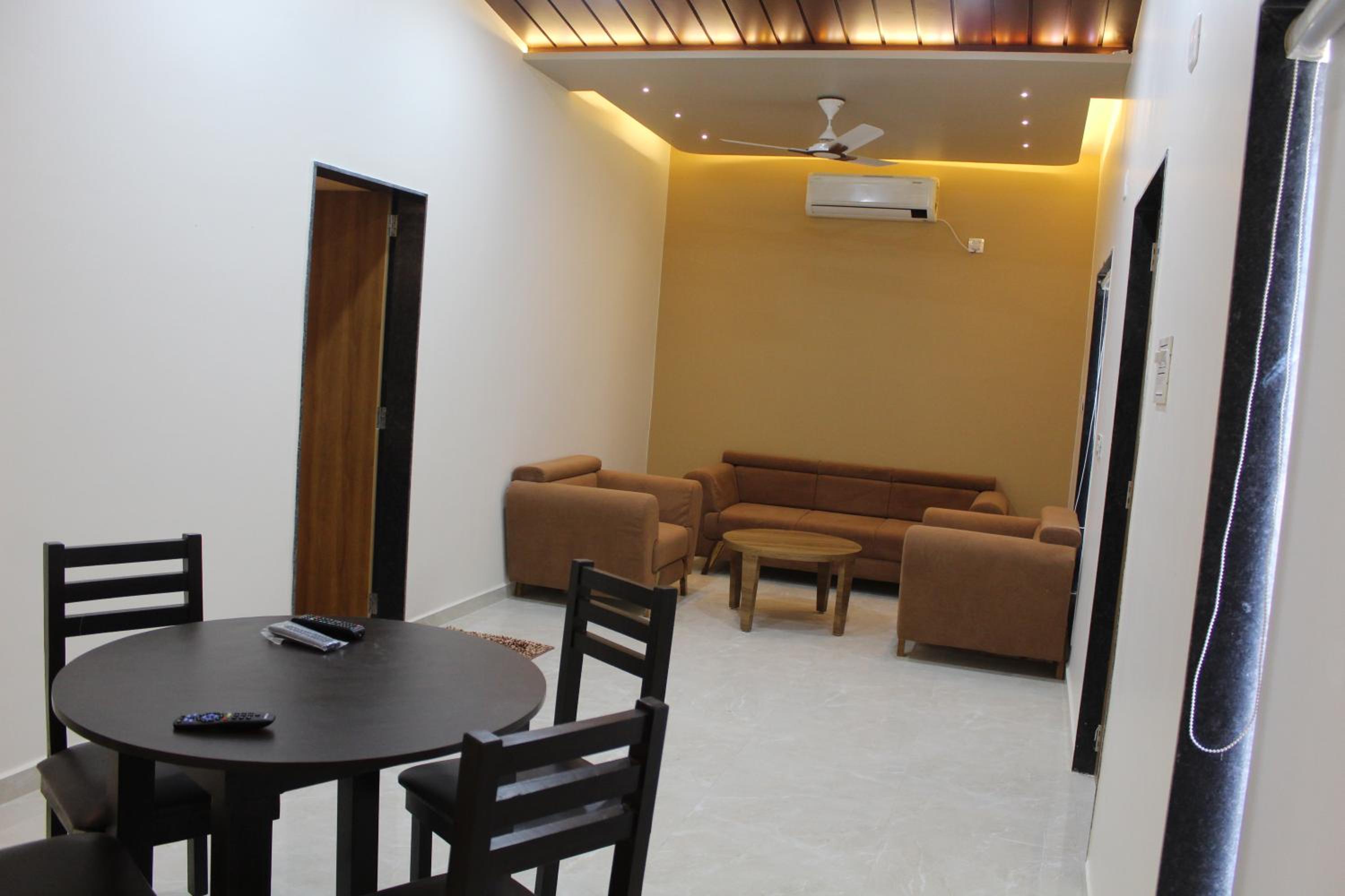 Suite - Photo 2