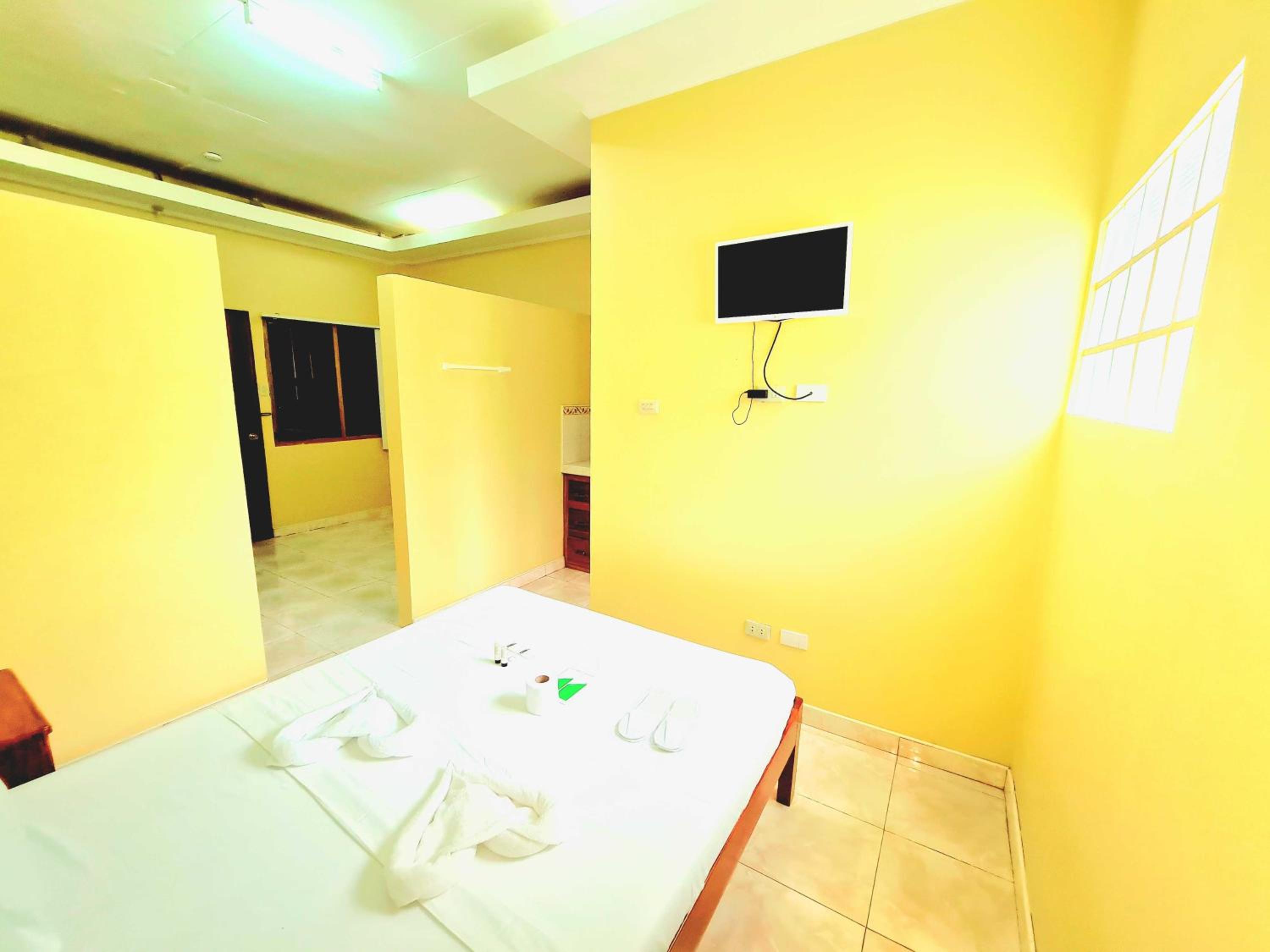 Deluxe Double Room - Photo 6