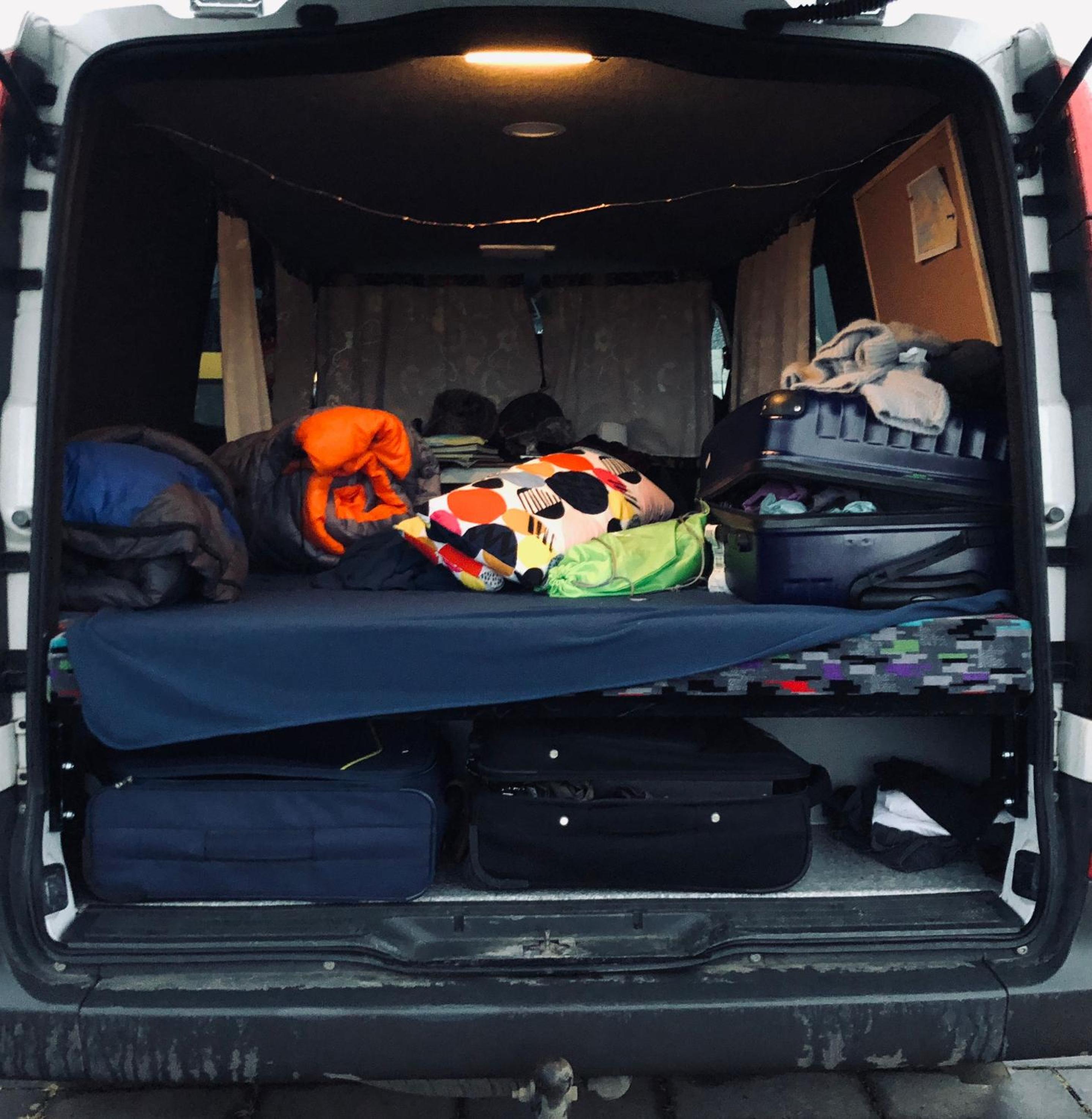  Automatic Renault Master CA Campervan or similar (with heater)    photo 2