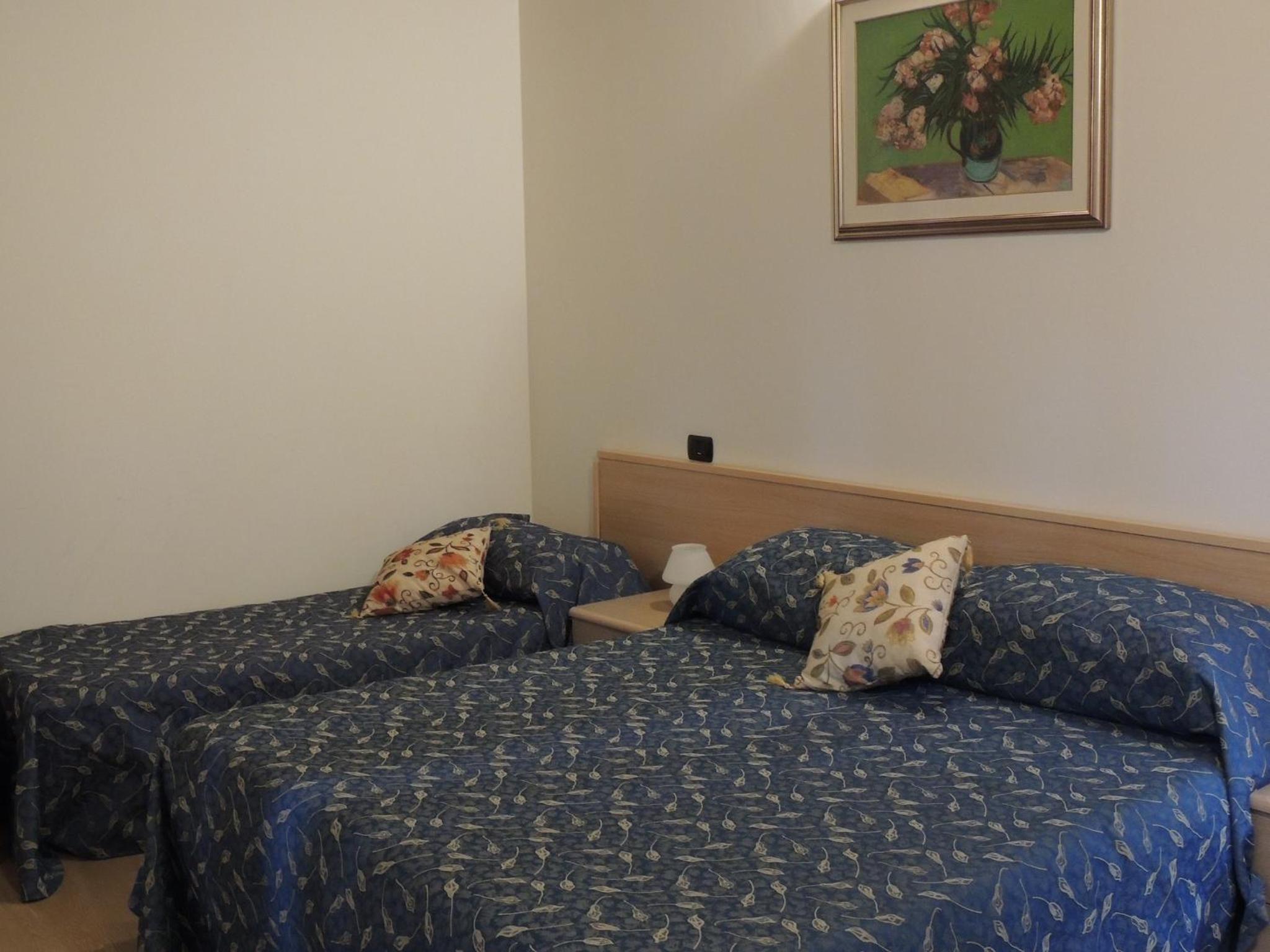 Twin Room - Photo 6