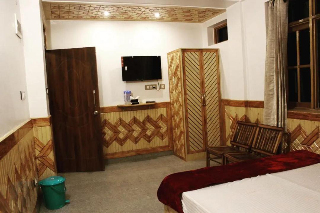 Deluxe Double or Twin Room photo 1