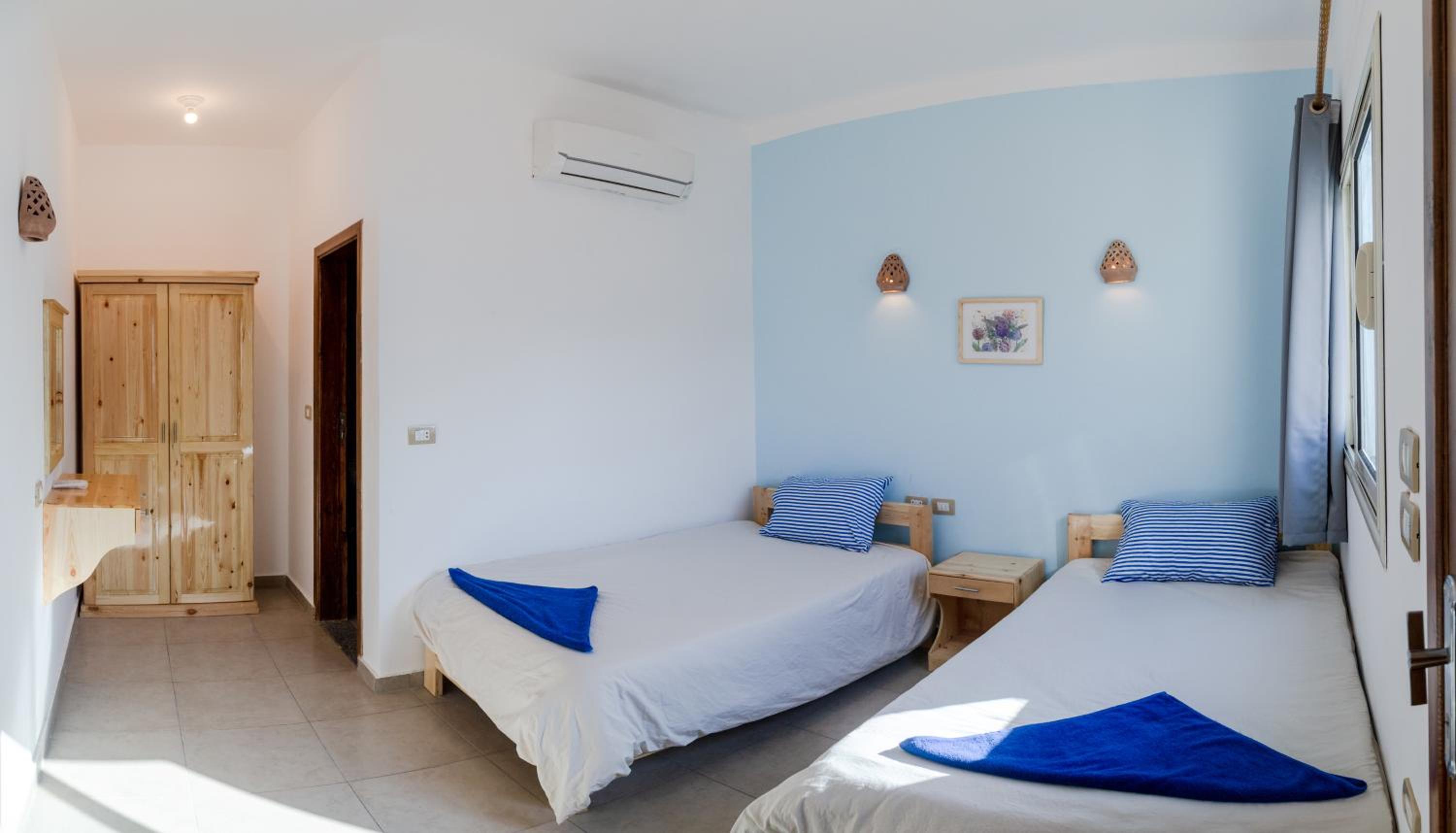 Single Room with Mountain View
