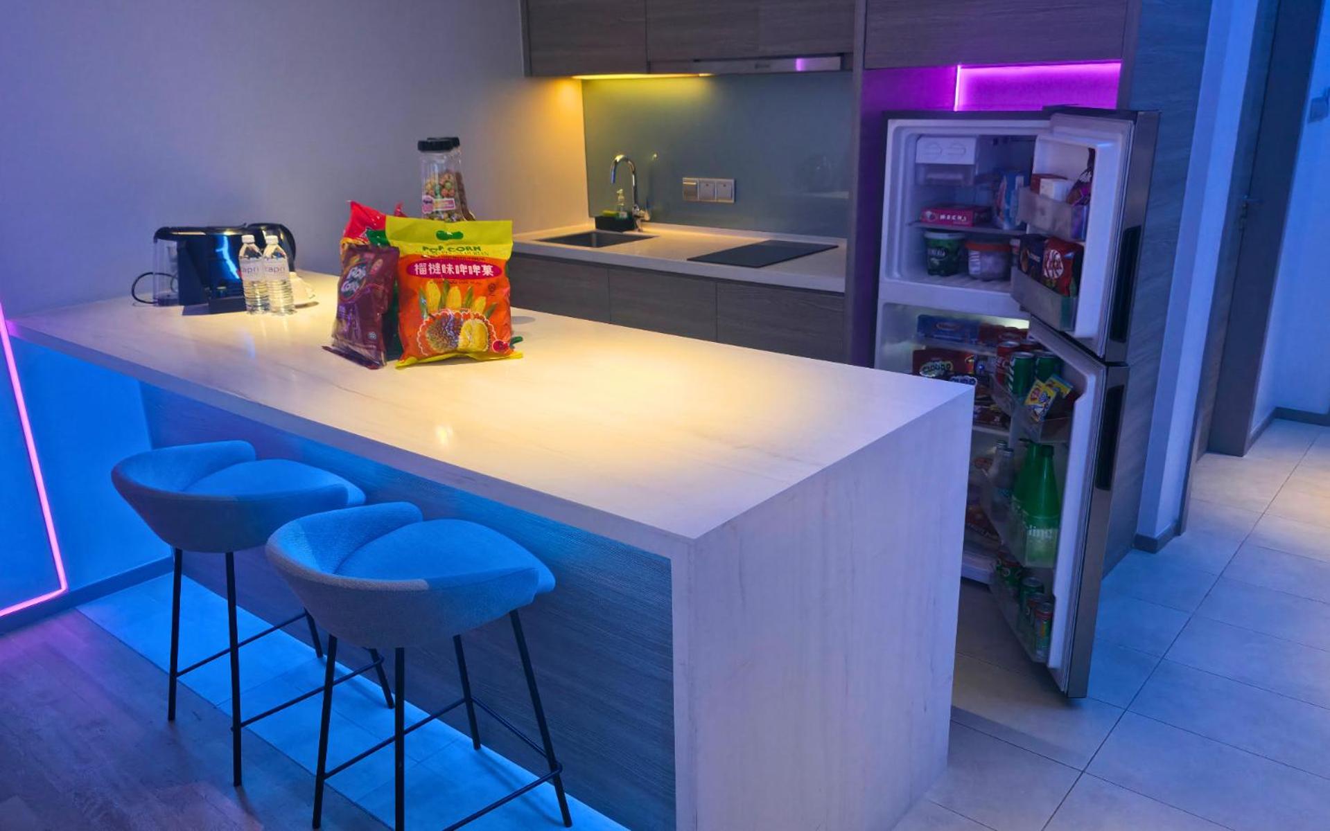 Theme Room - Binge & Bites One Bedroom Executive King