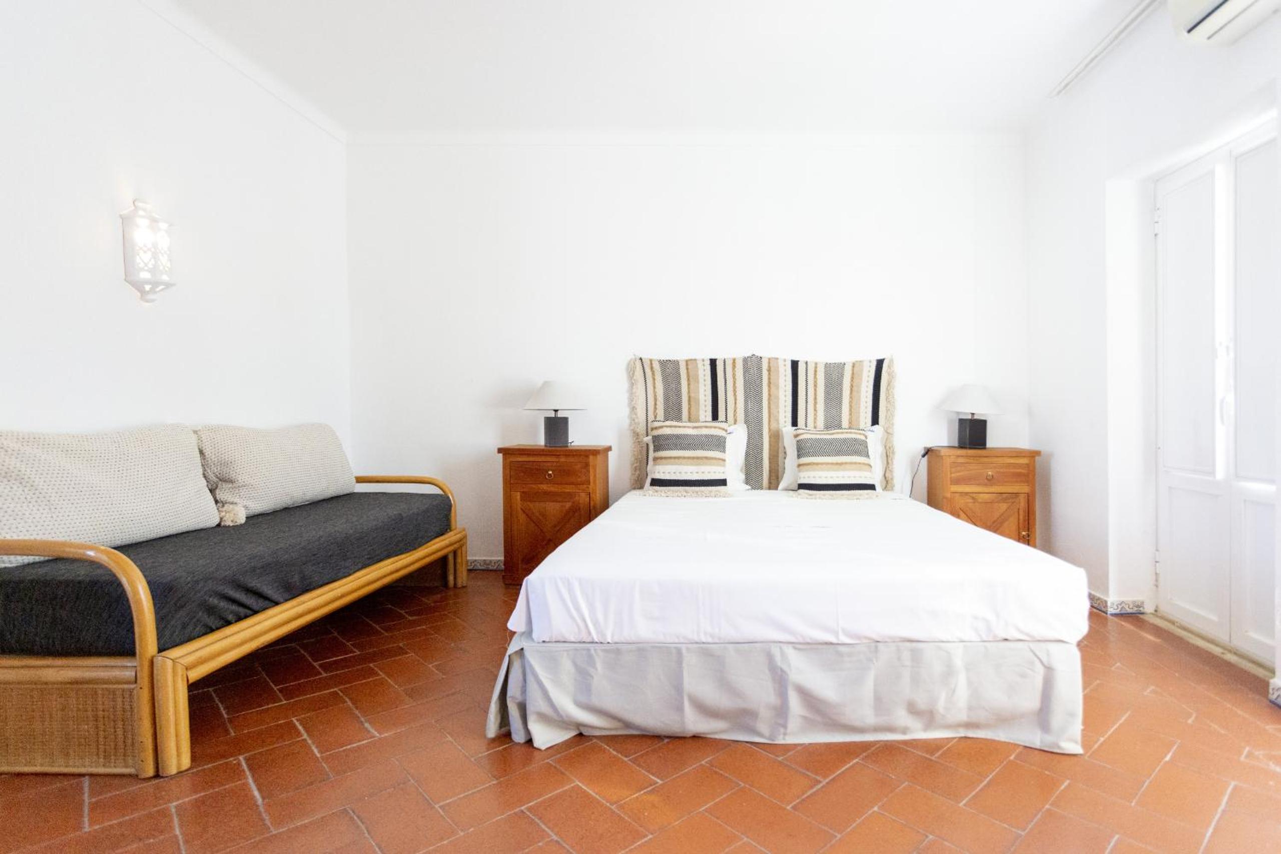 Two-Bedroom House photo 3