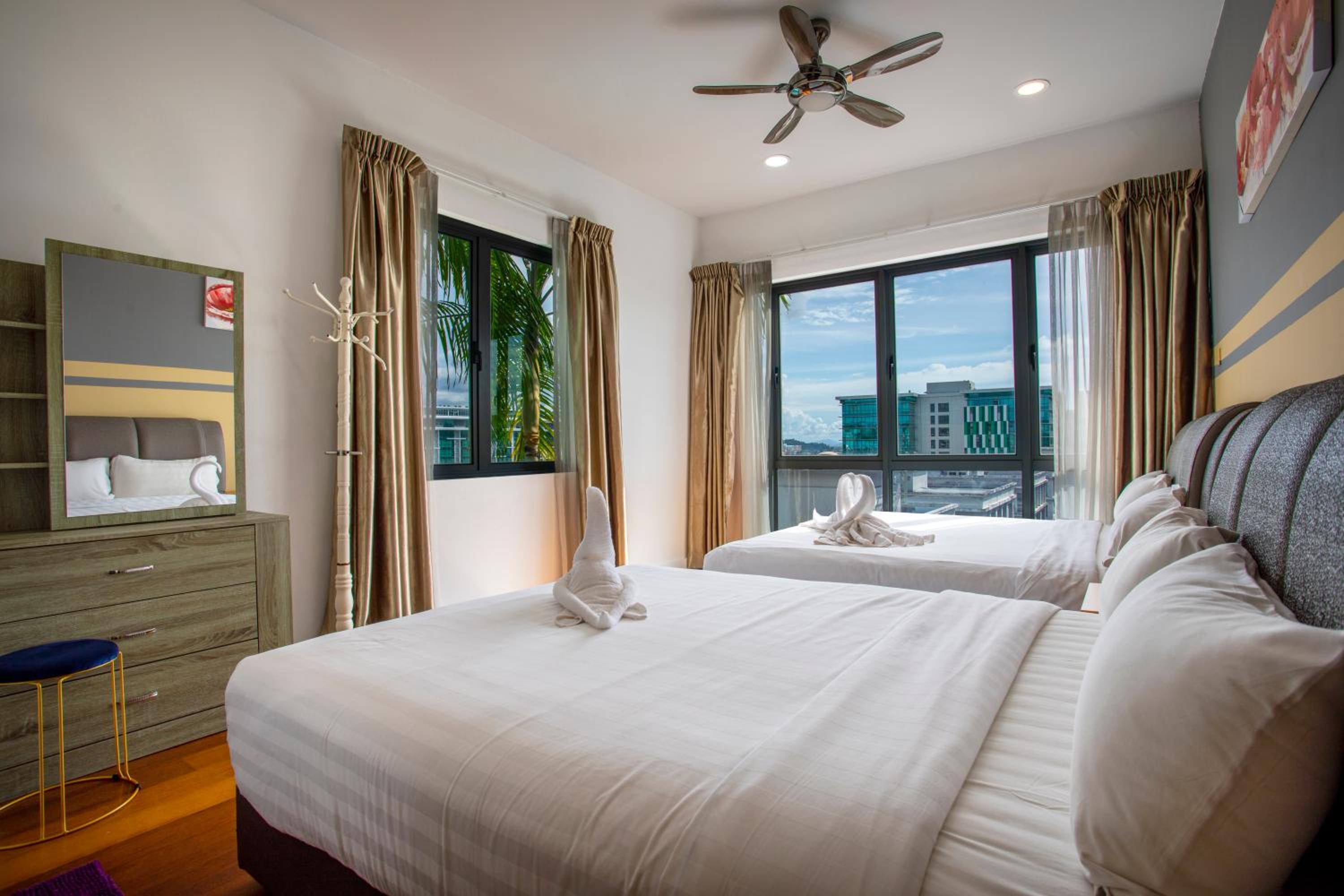 Apartment with Pool View  - Photo 25
