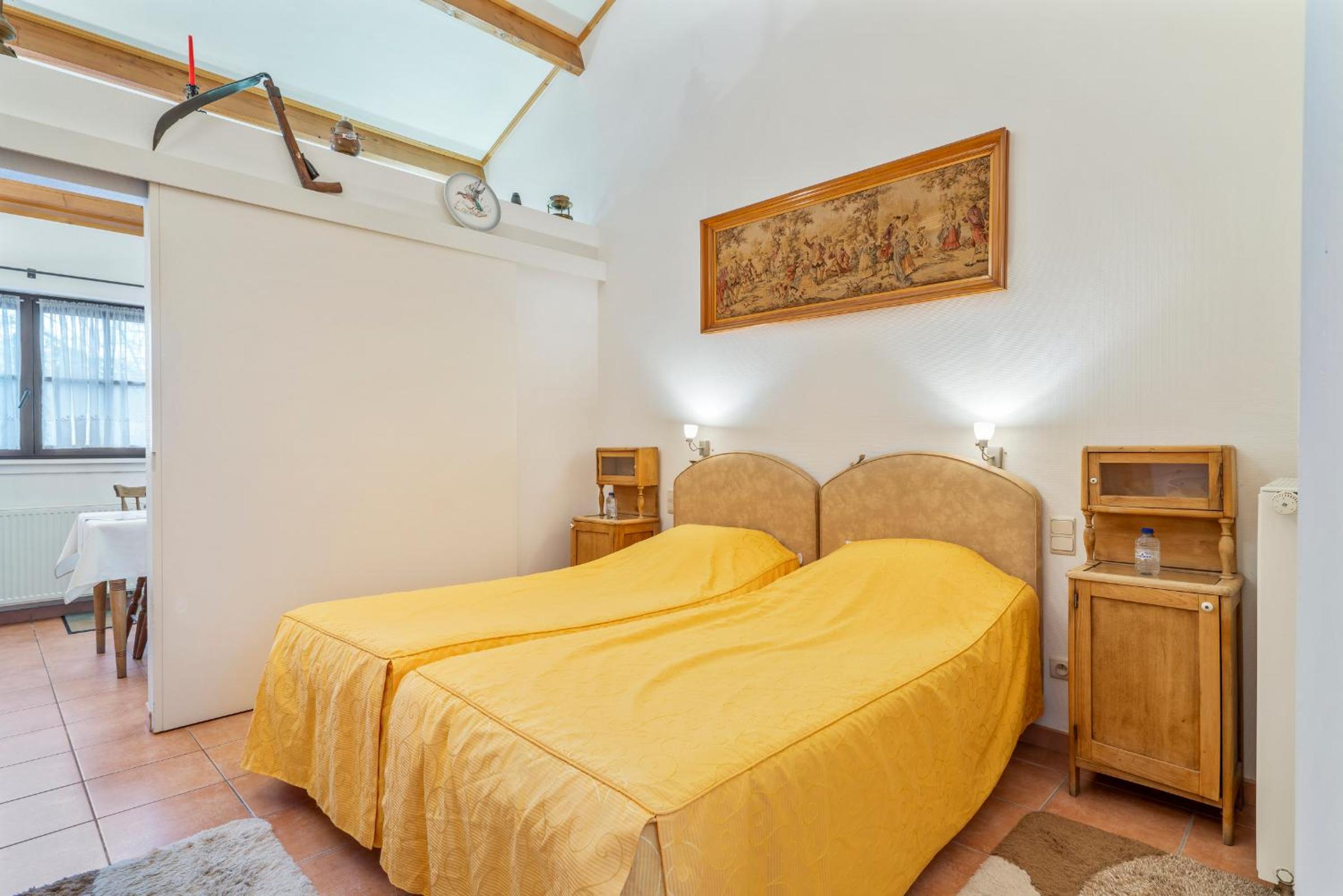 Double Room - Photo 14