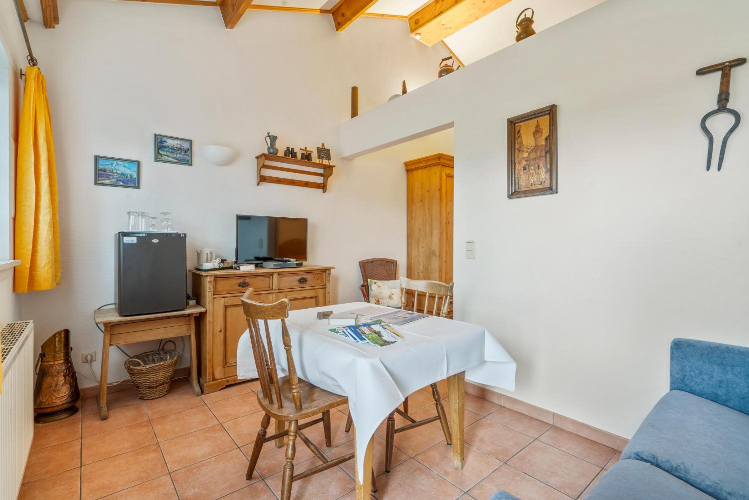 Double Room - Photo 21