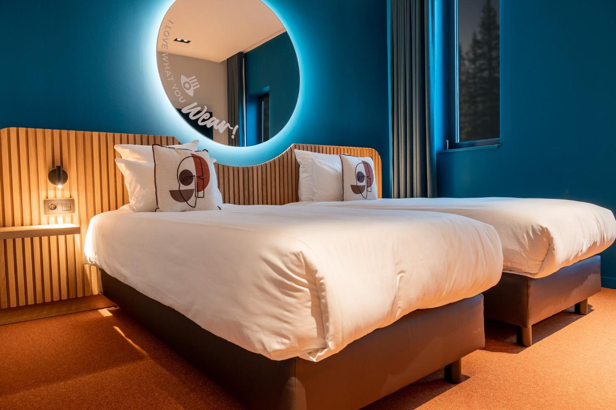 Twin Room - Photo 3