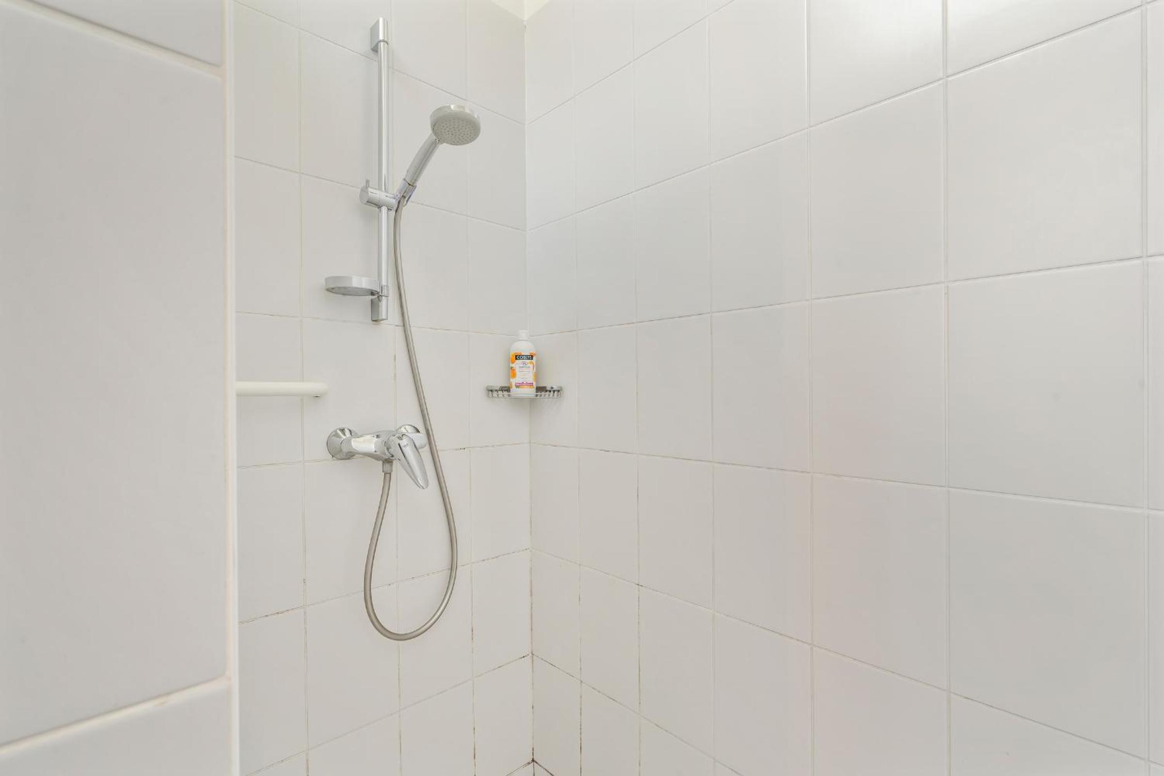 Double Room - Photo 40