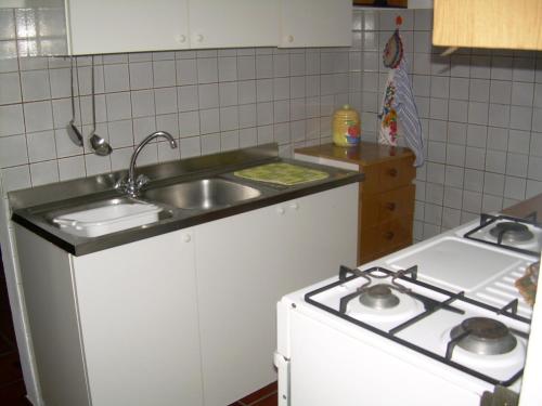 Two-Bedroom Apartment (6 Adults)