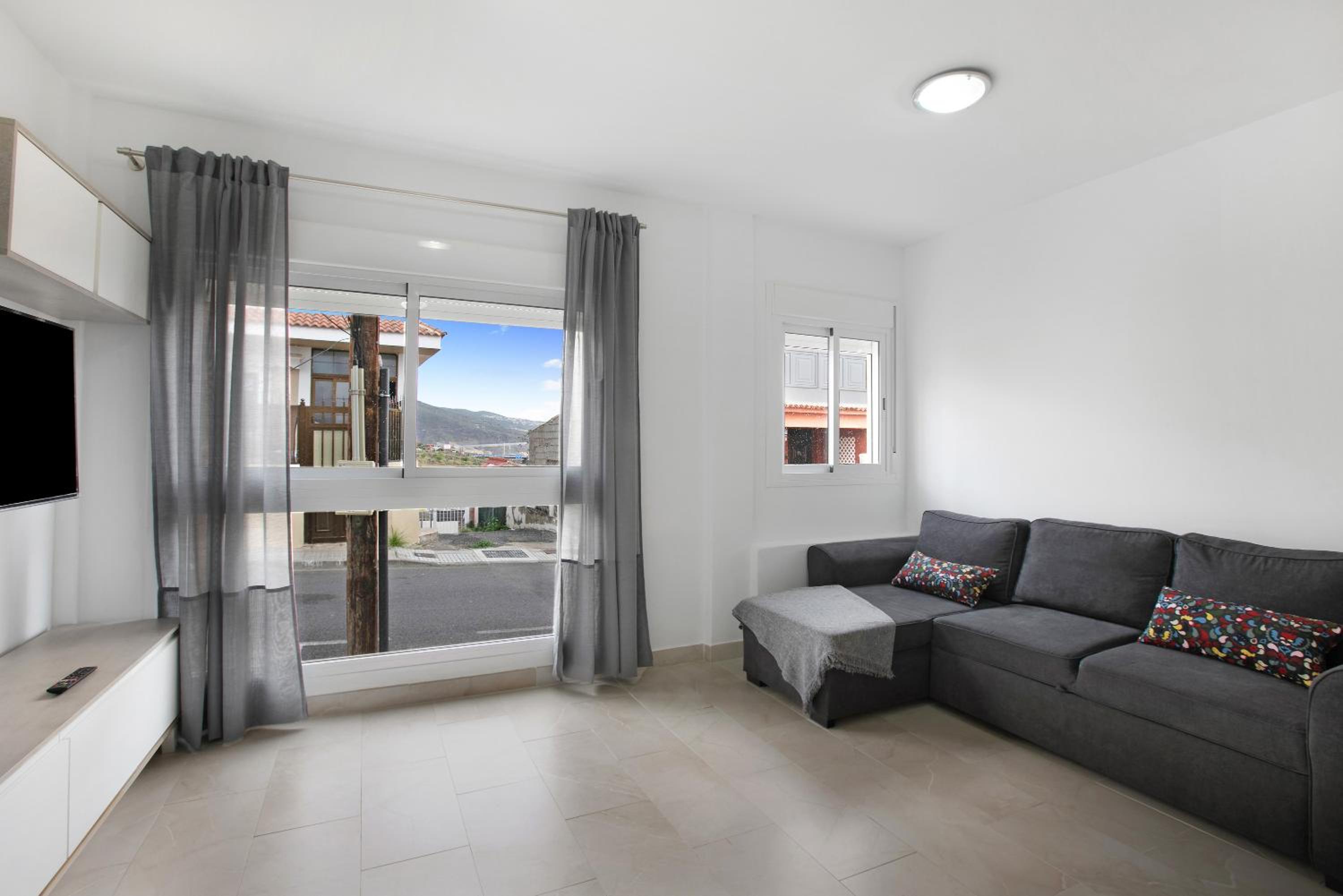Superior One-Bedroom Apartment photo 3