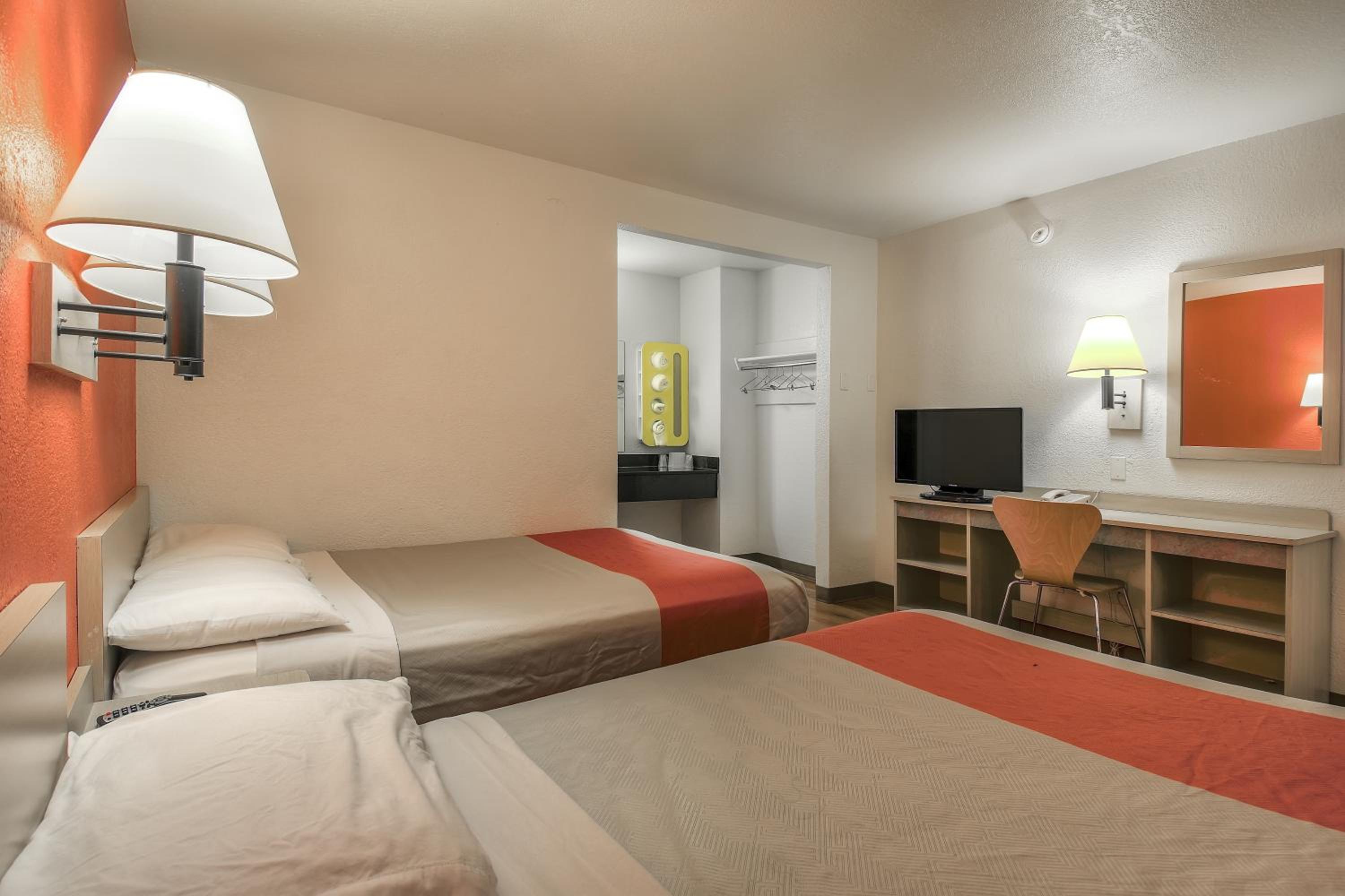 Deluxe Quadruple Room photo 3
