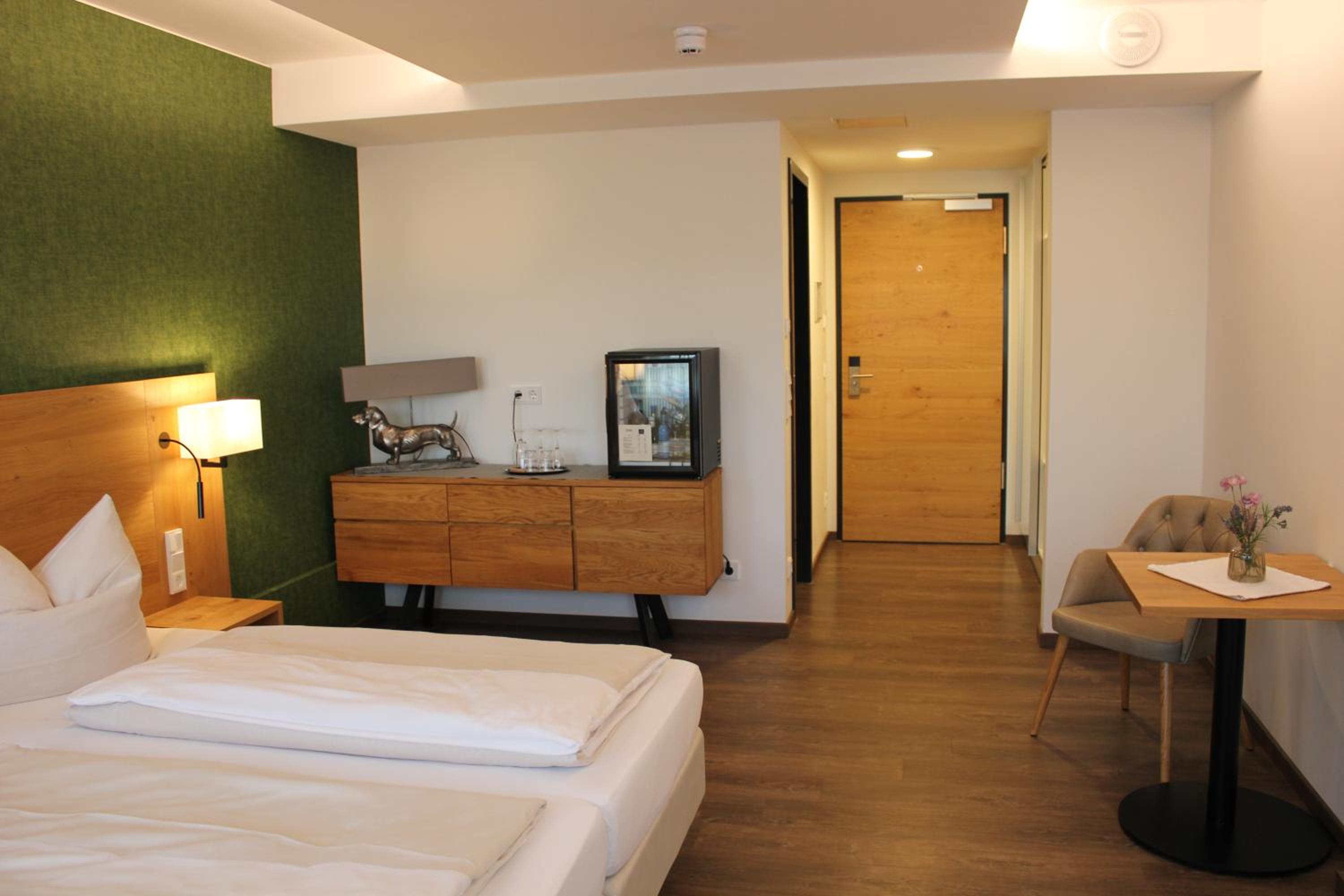Standard Double Room - Photo 4