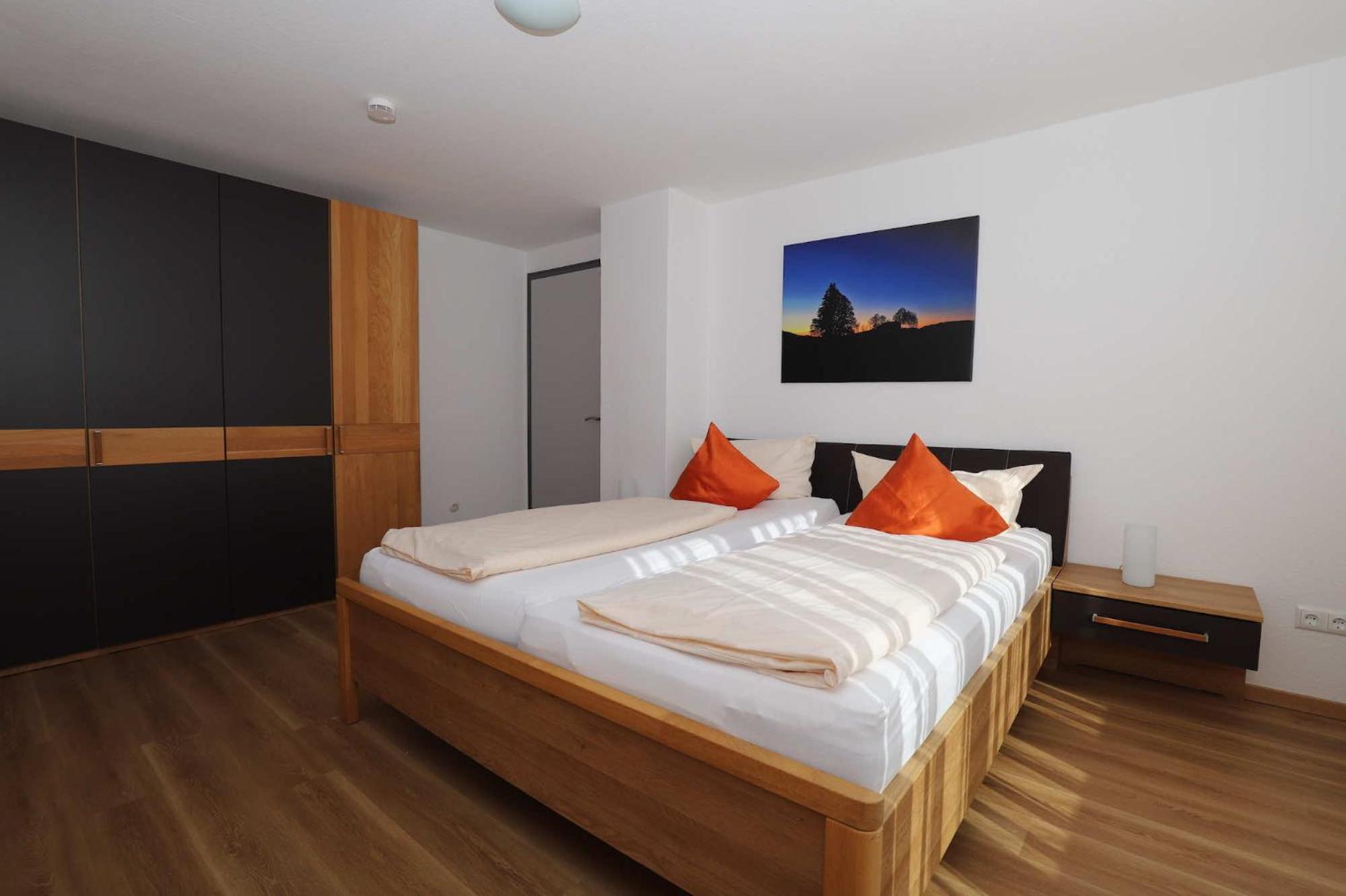 Apartment (6 Adults)