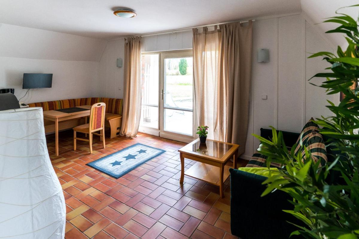 Bungalow with Patio