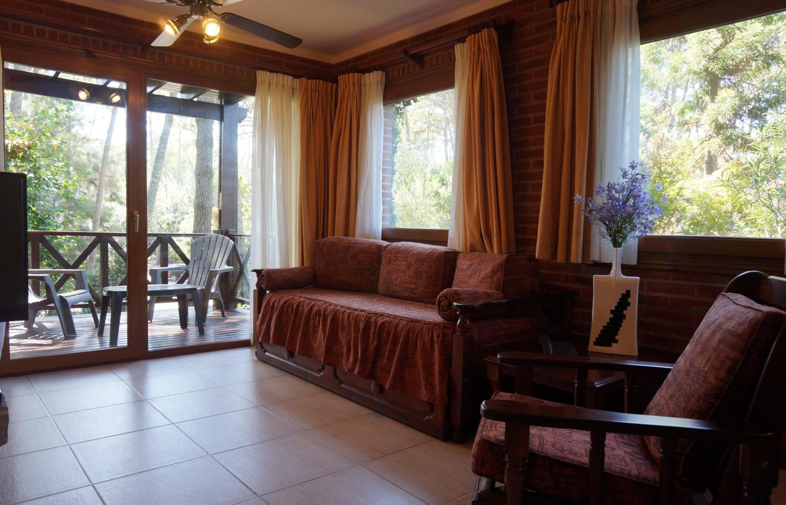 Apartment With Balcony photo 2