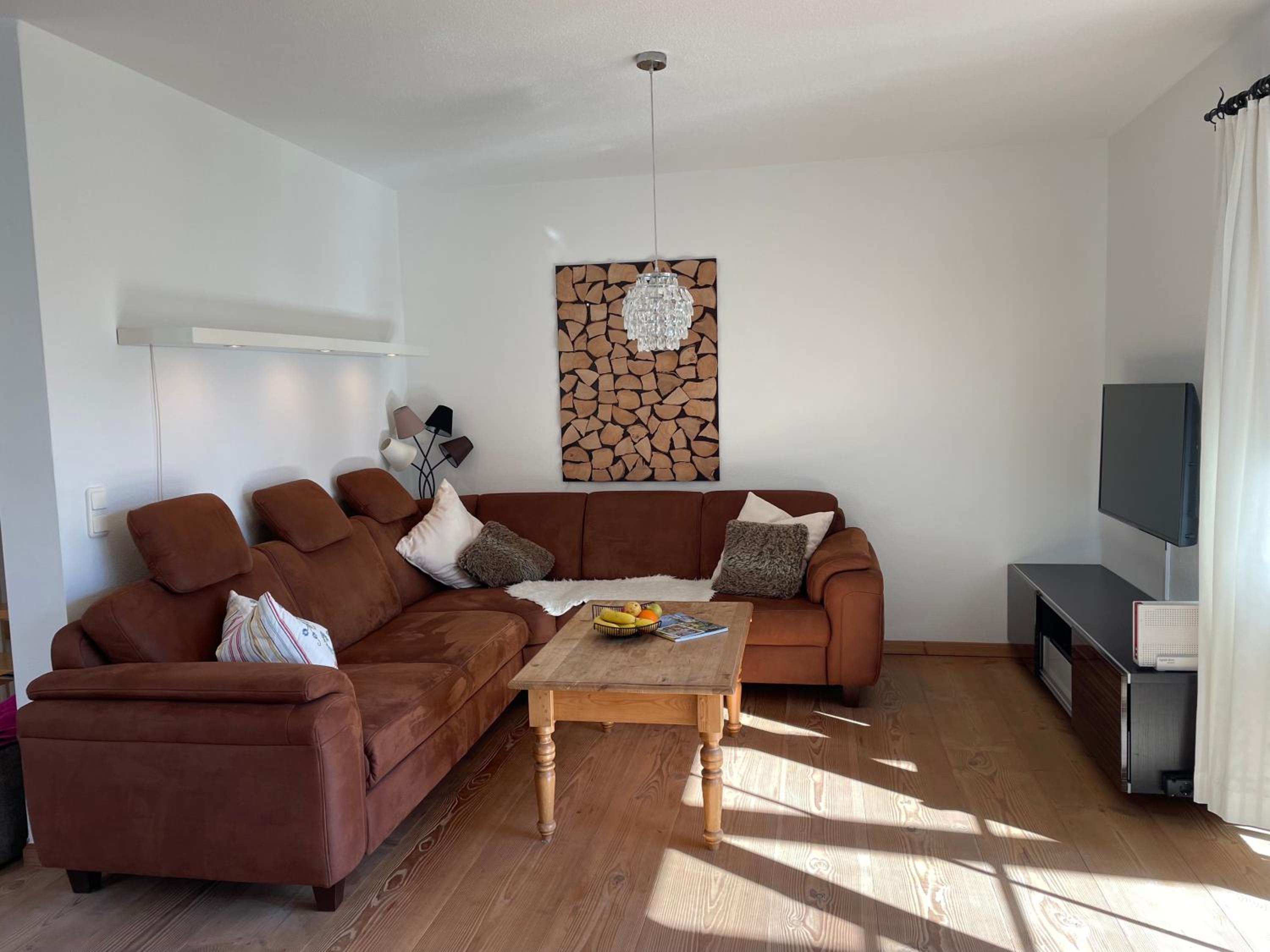 Three-Bedroom House photo 1
