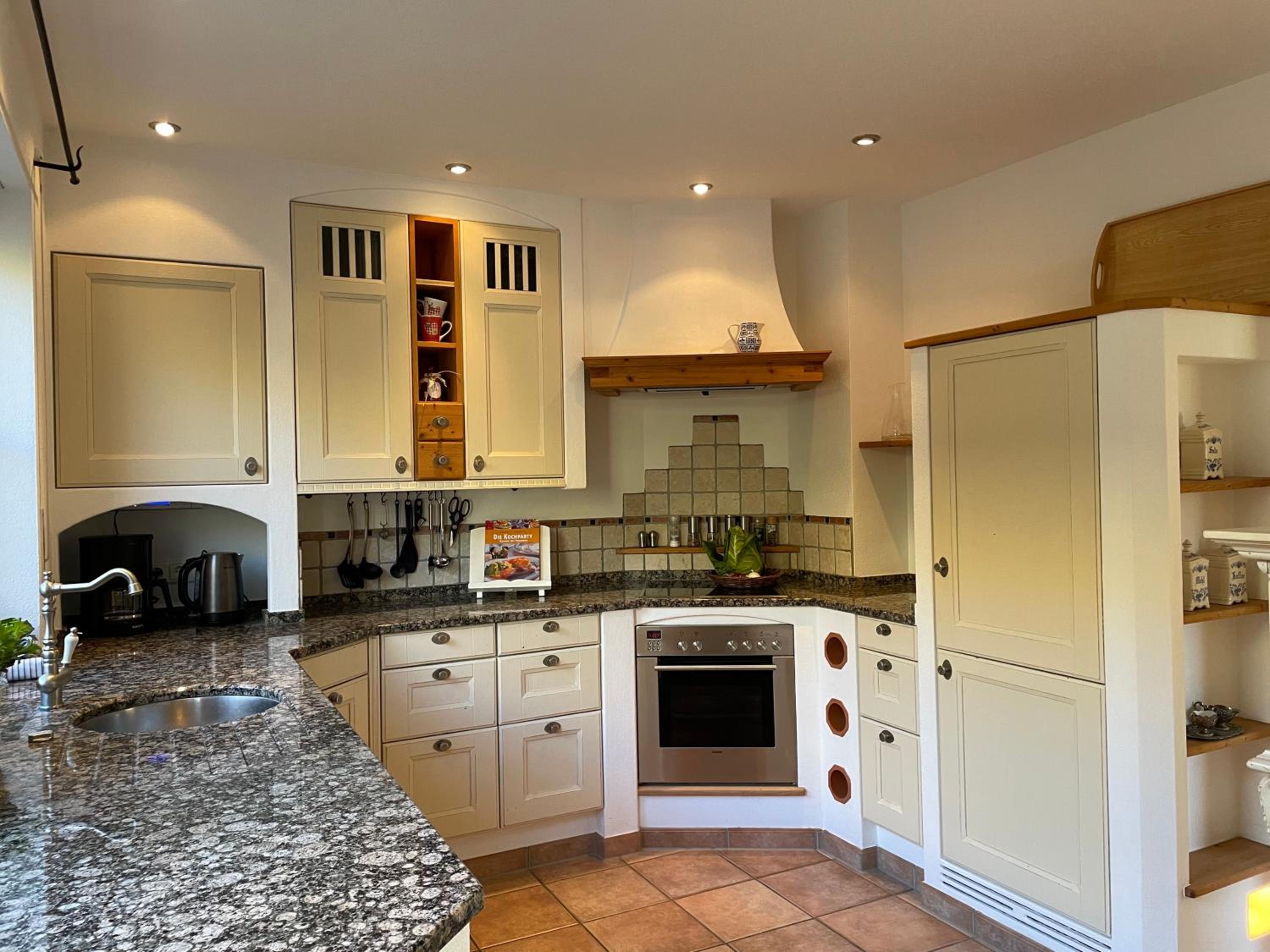 Three-Bedroom House photo 2