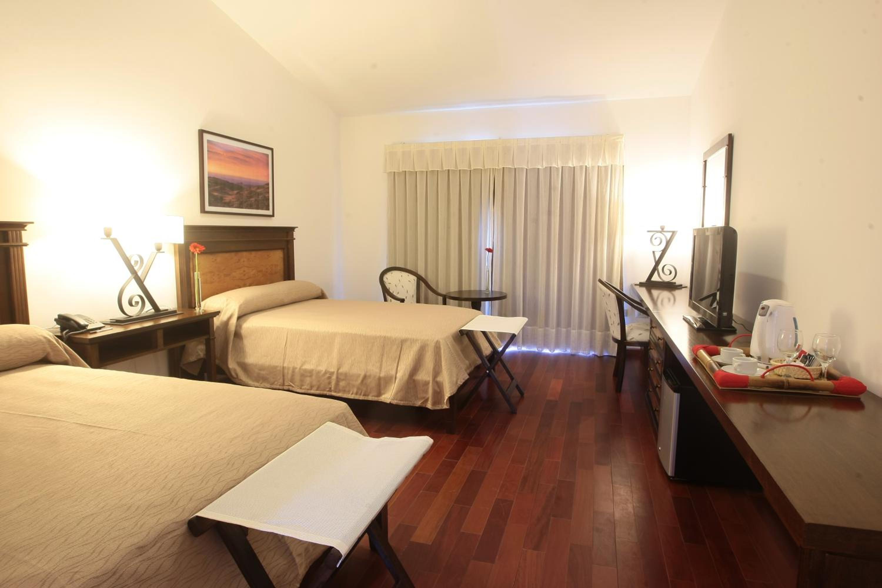 Twin Room - Disability Access photo 1