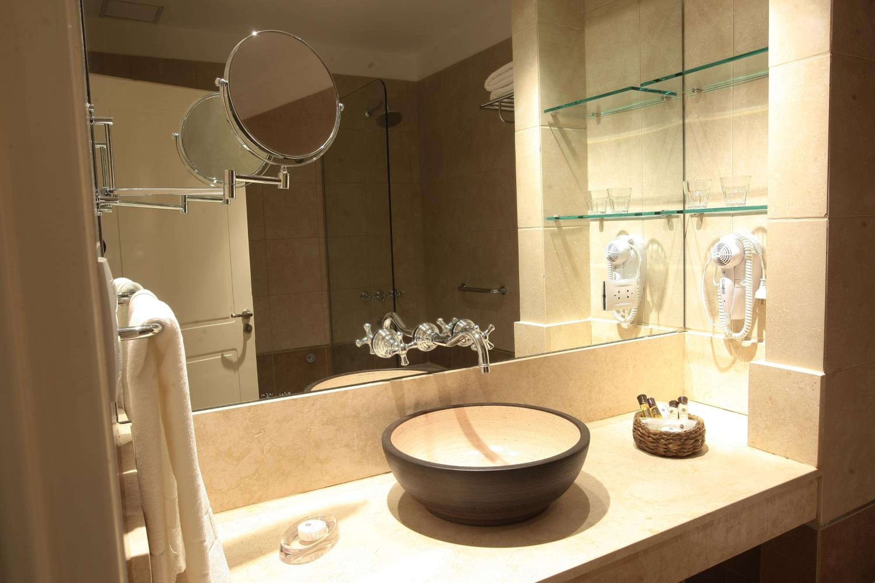 Superior Twin Room photo 3