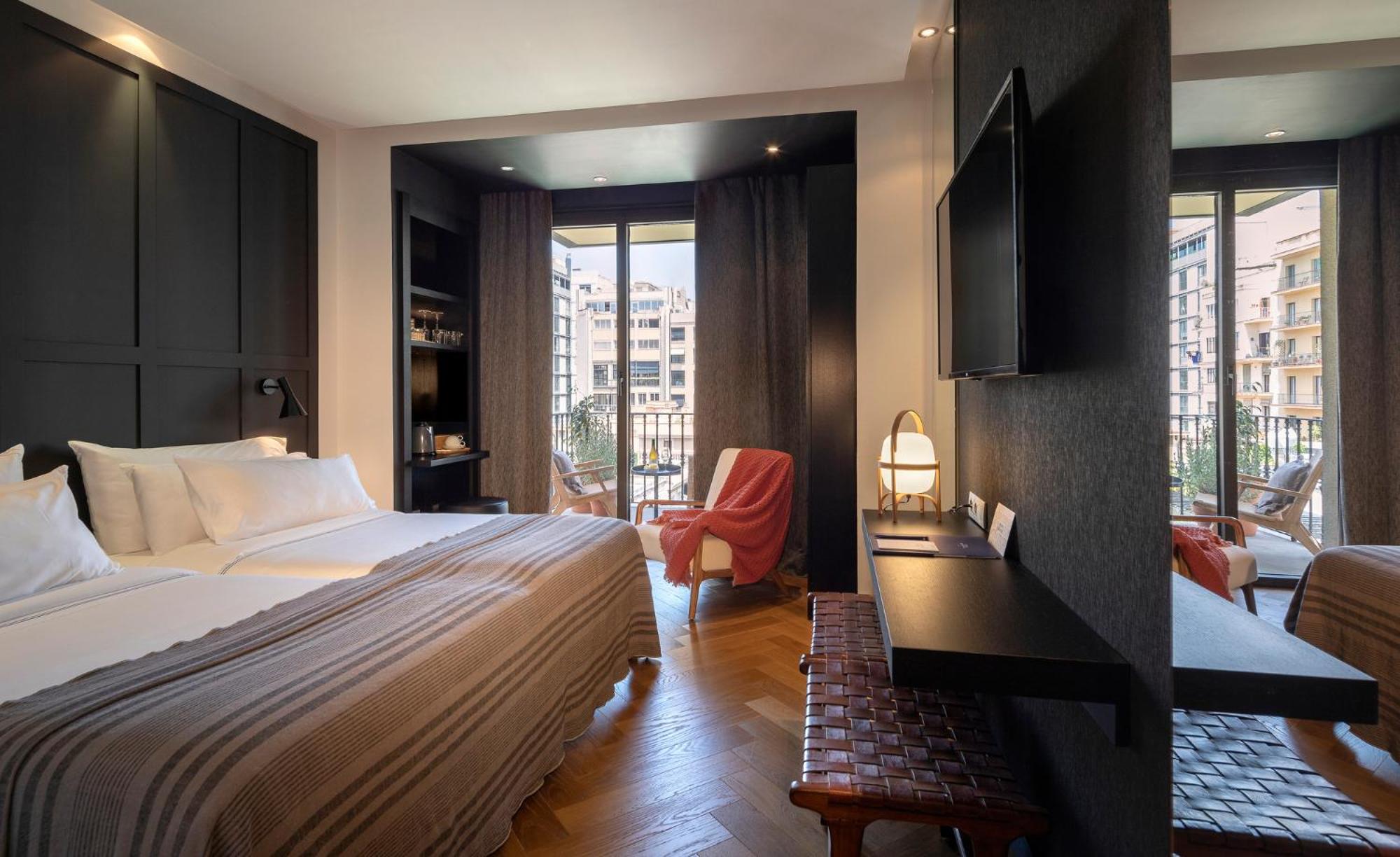 Superior Double or Twin Room with Terrace